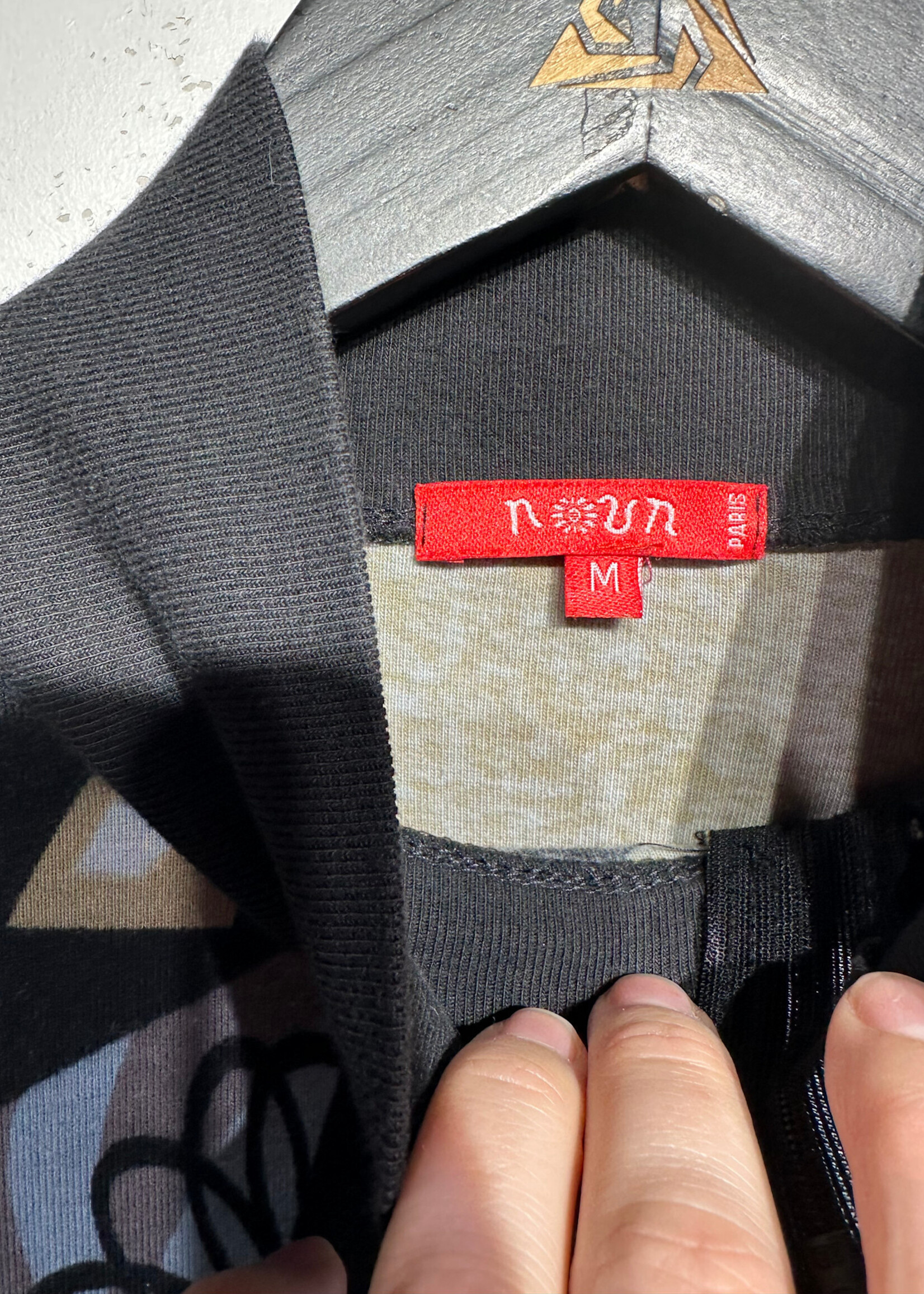 Noun Black Blue Lady Zip Up M AS IS