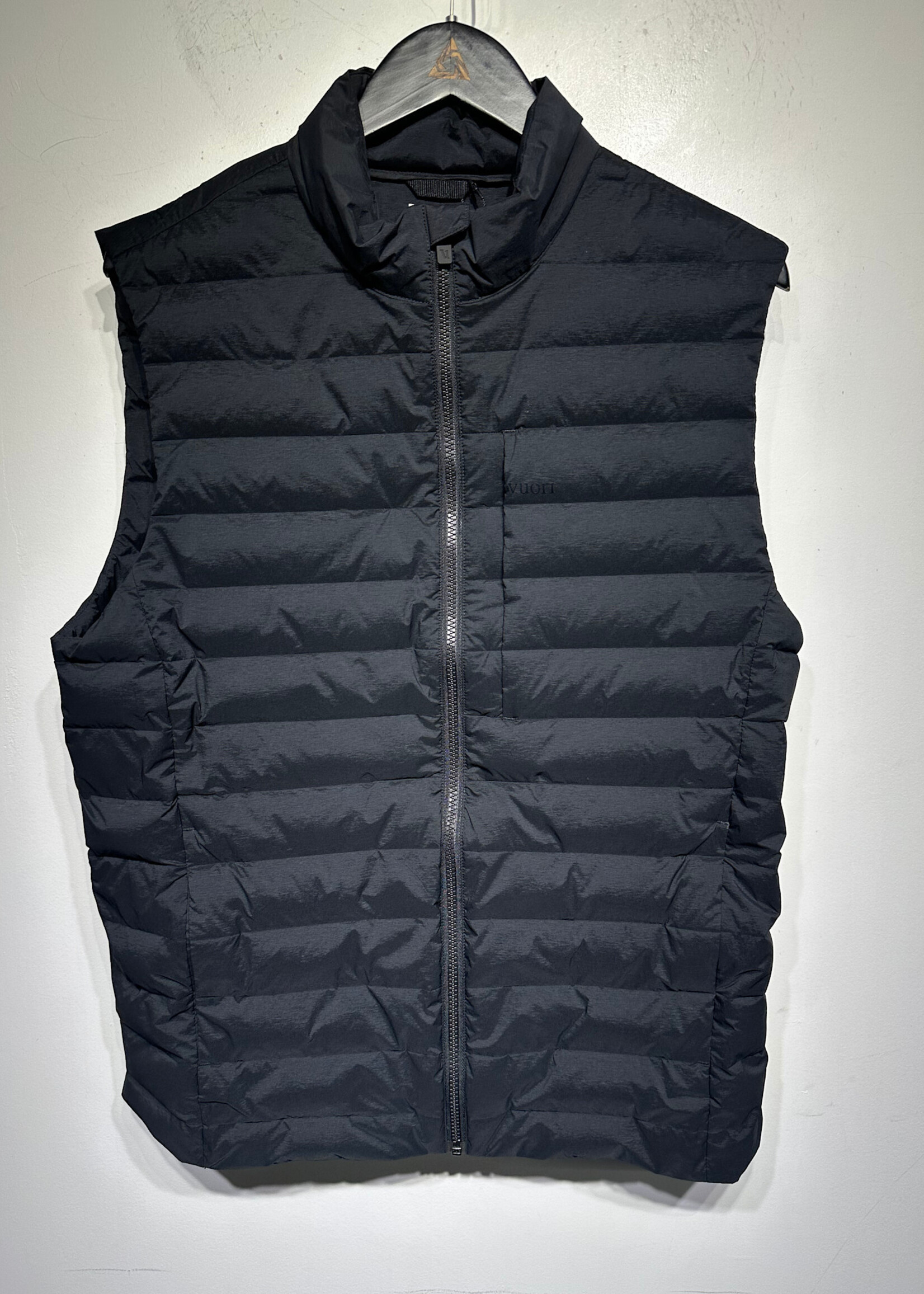 Vuori Black Puffer Vest L