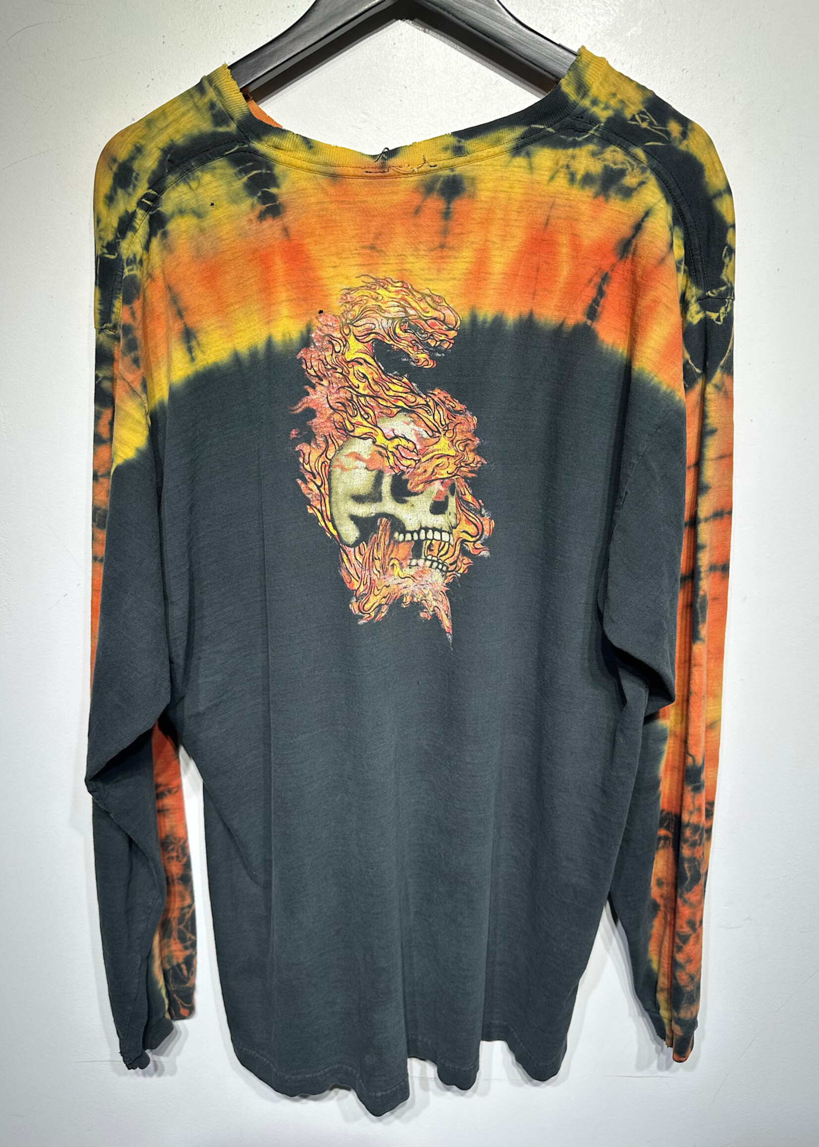 Distressed Black Tie Dye Skull LS XL