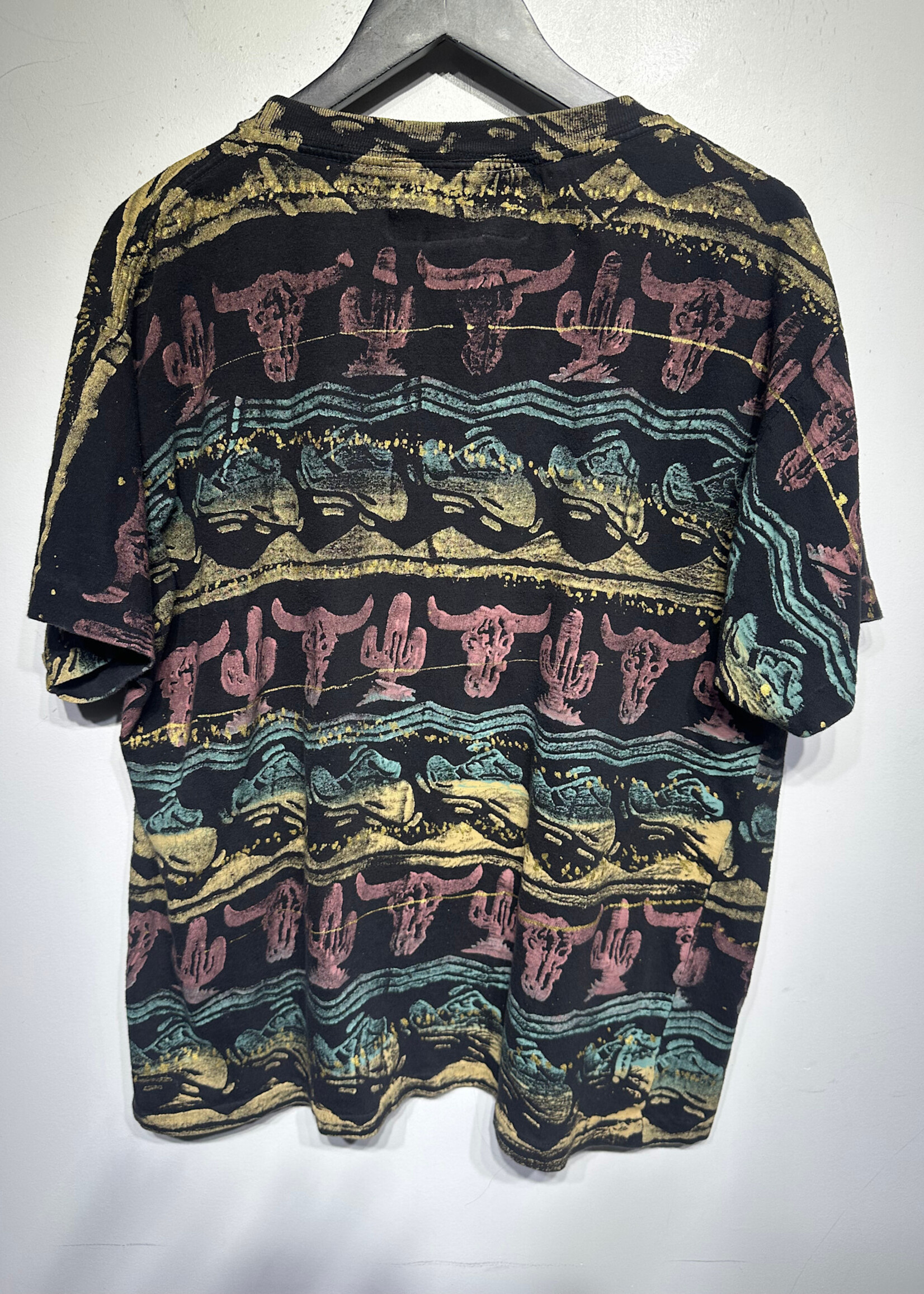 Apparel Limited Vintage Desert Motif AOP Tee XL