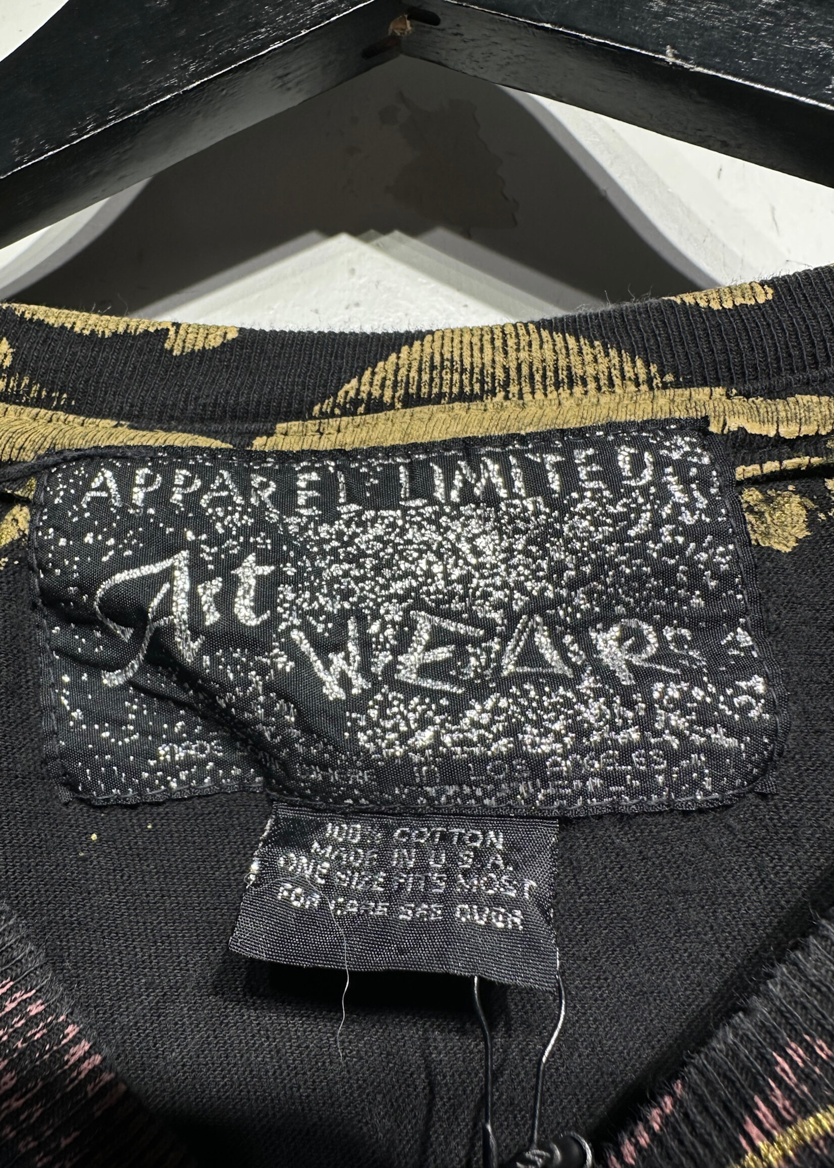 Apparel Limited Vintage Desert Motif AOP Tee XL