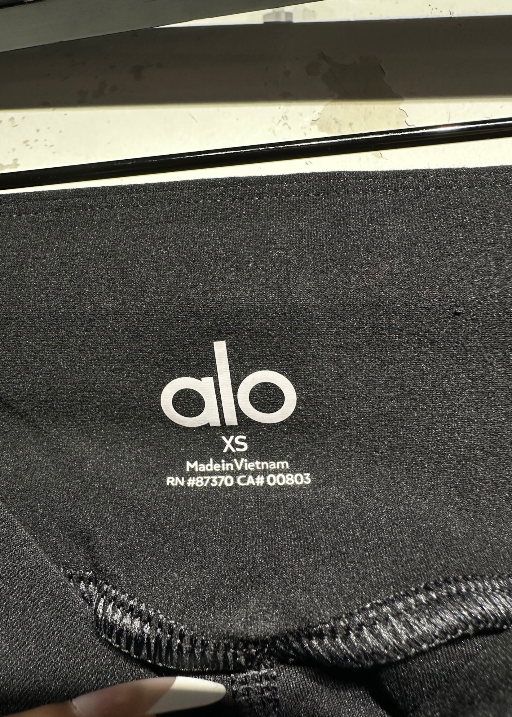 ALO NWT High Waist Sunray Black Legging XS