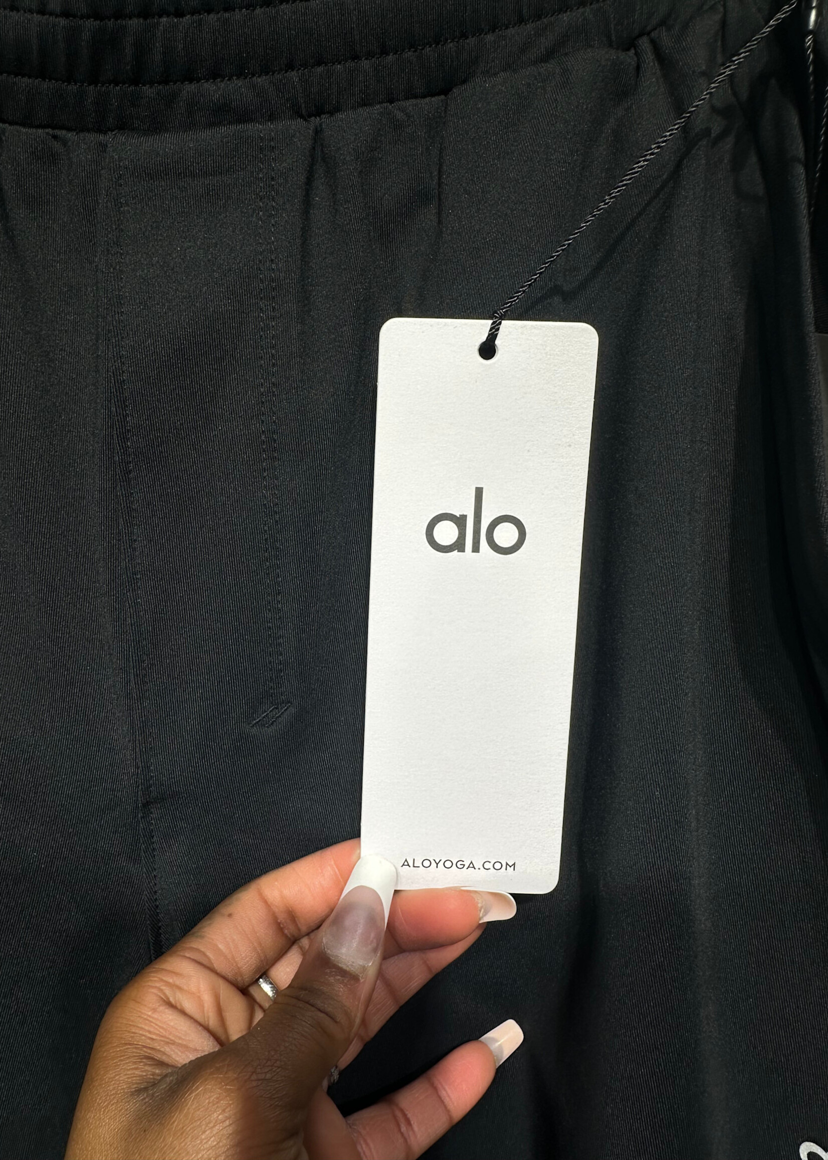 ALO NWT Conquer React Black Short Masc M/30