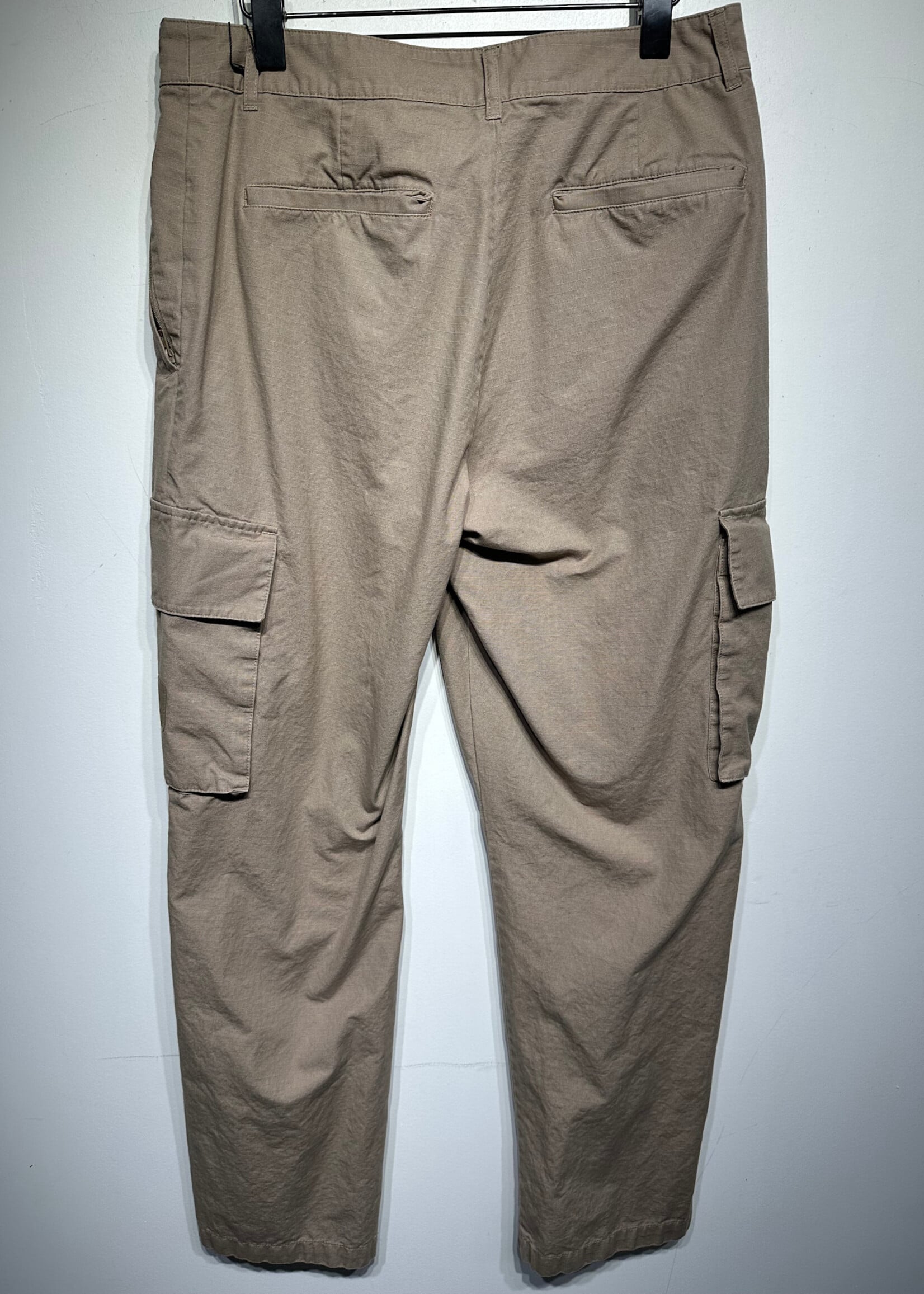 ALO Tan Cargo Pant Masc 32