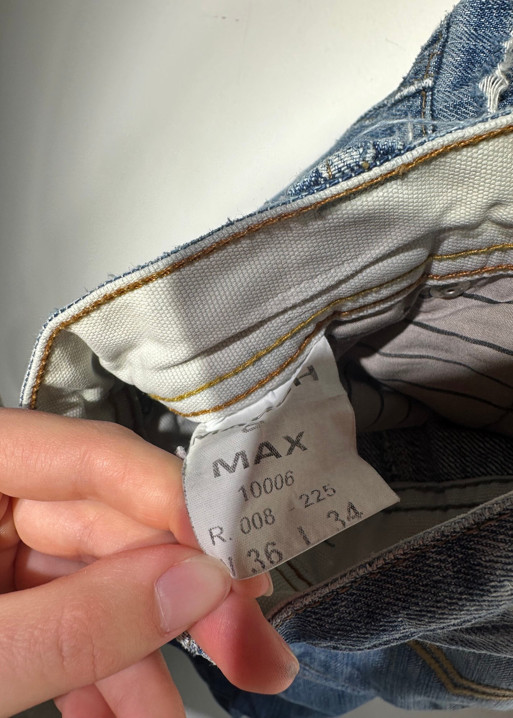 March & Max Y2k Distressed Jeans Masc 36