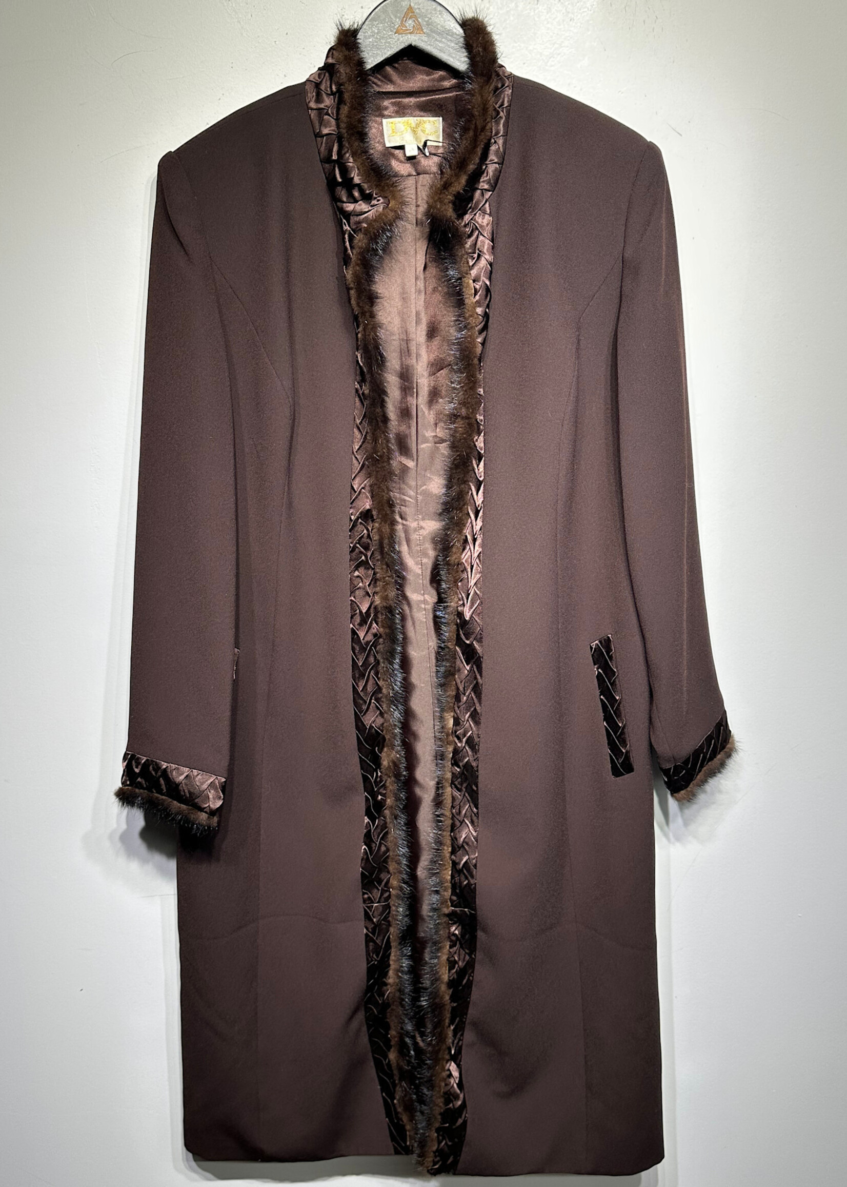DVC Brown Fur Trim Long Coat Fem M/L