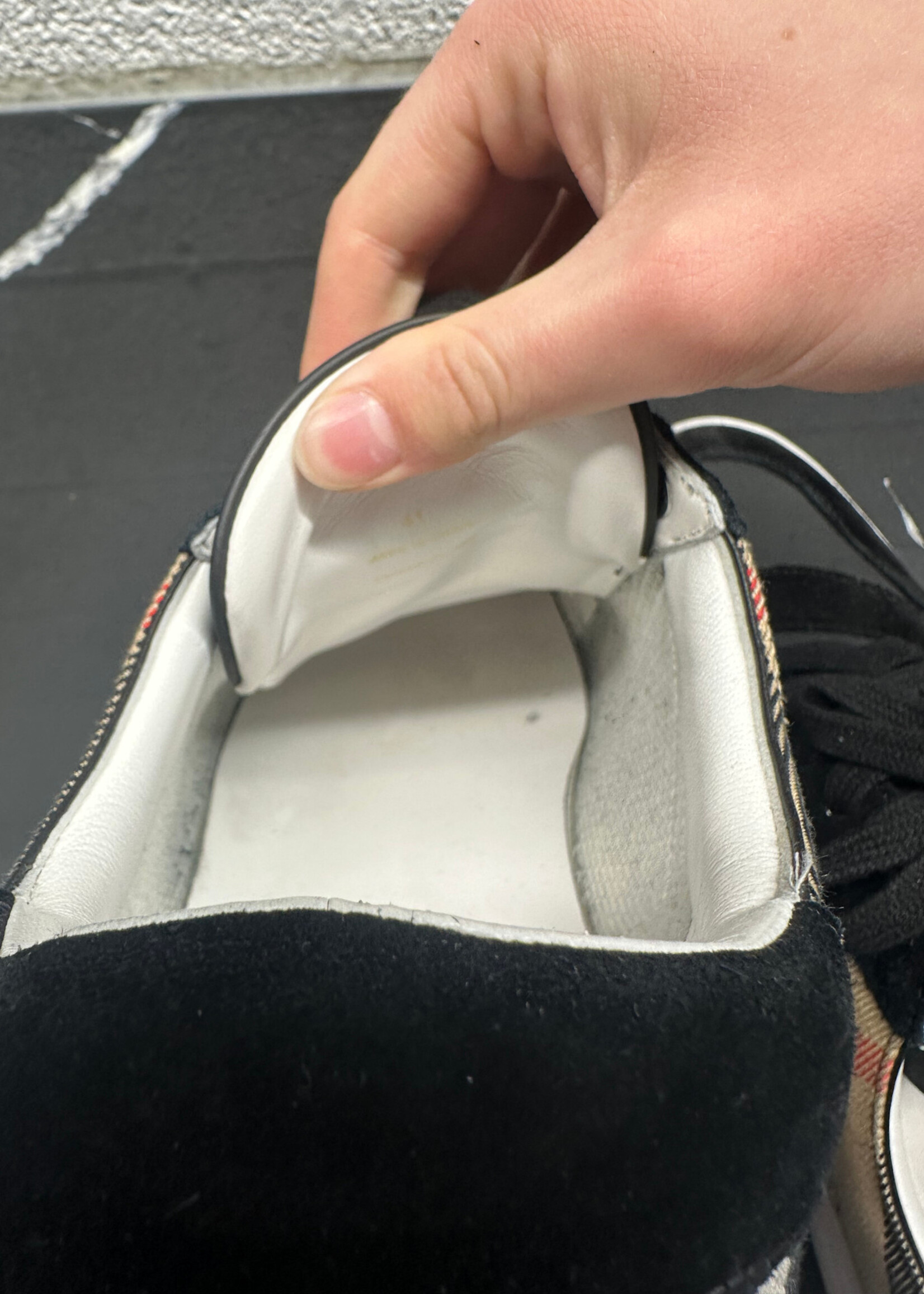 Burberry Black Plaid Sneakers Masc 9
