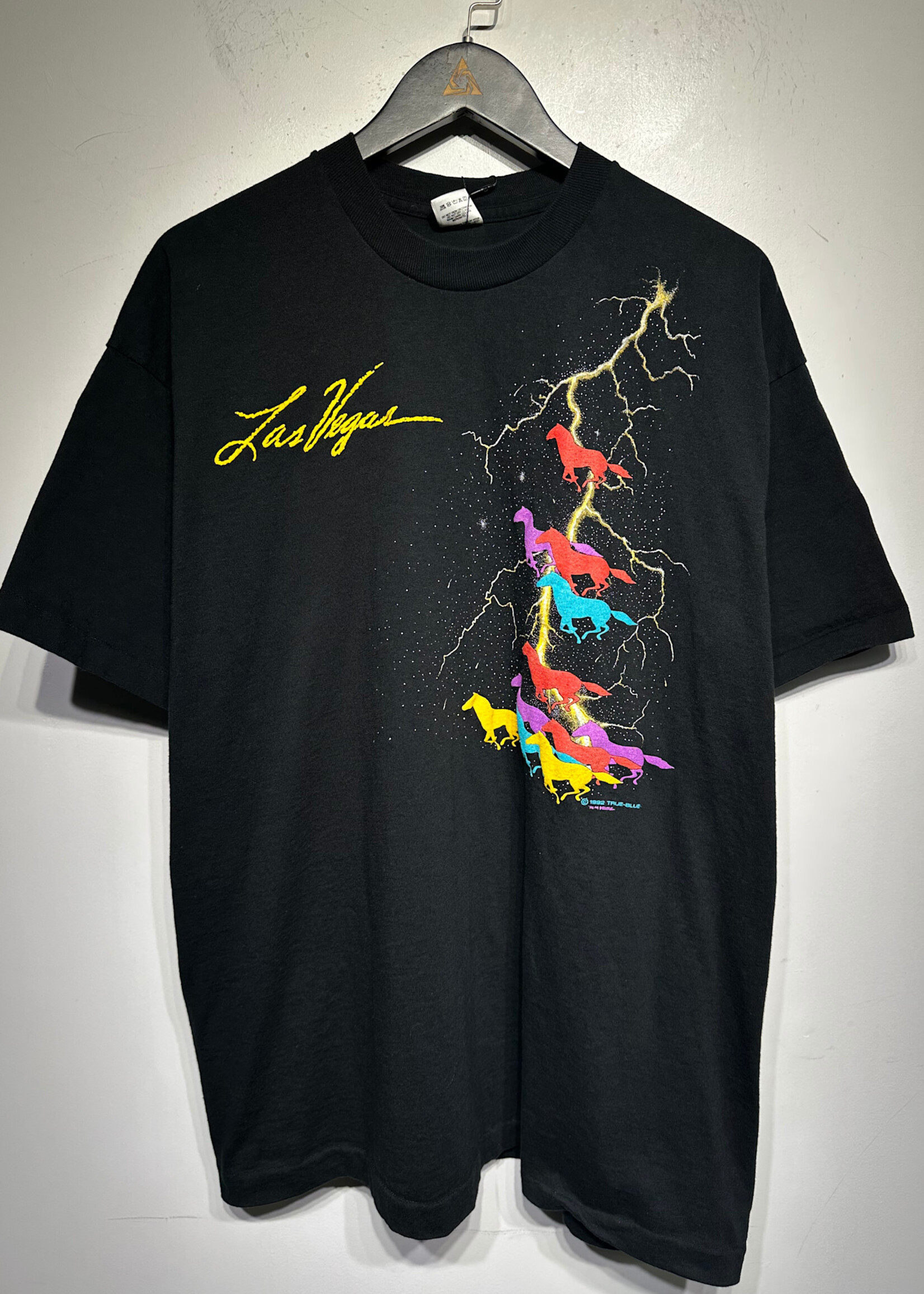 Las Vegas 90s Black Horse Lightning Tee XXL