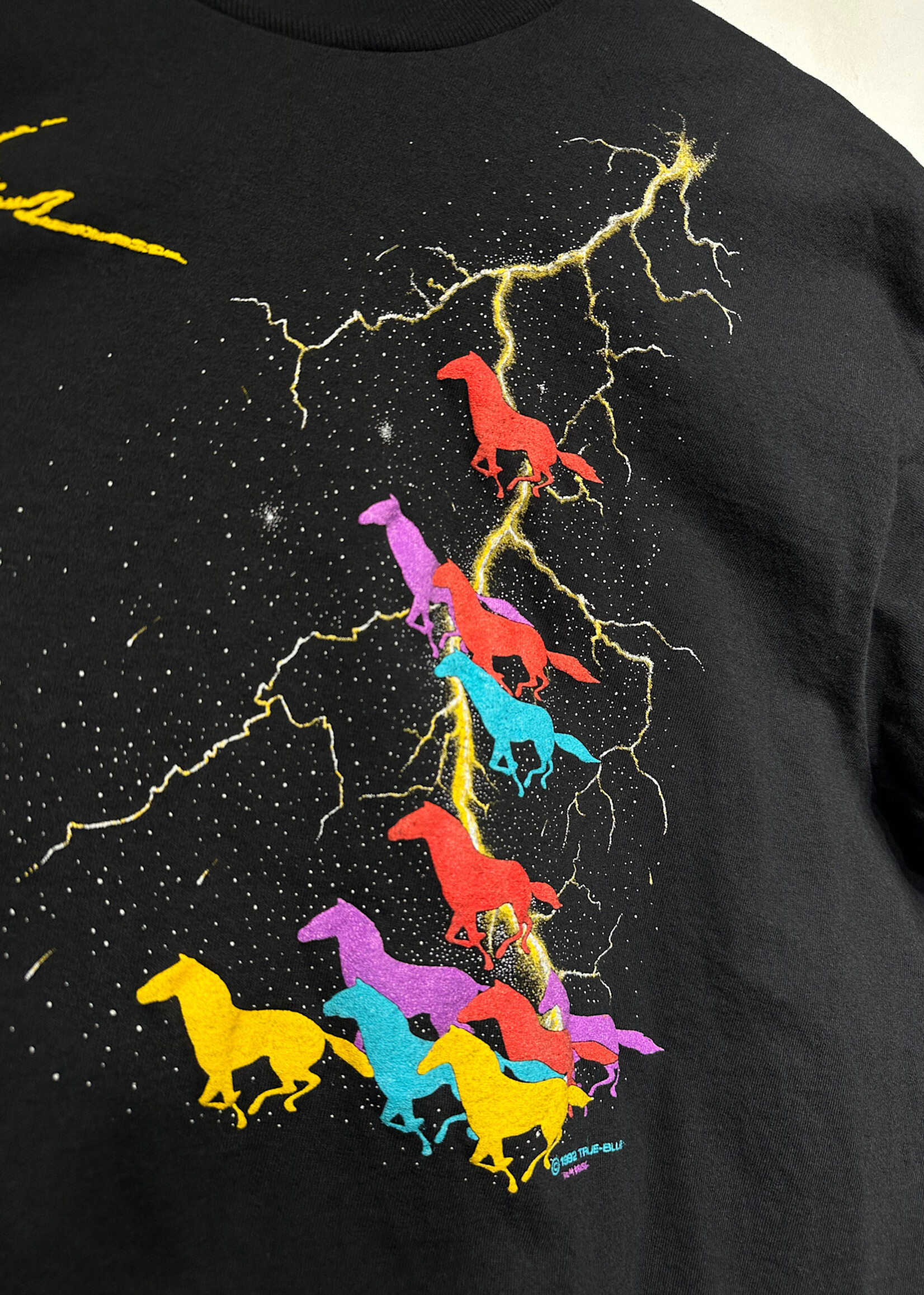 Las Vegas 90s Black Horse Lightning Tee XXL