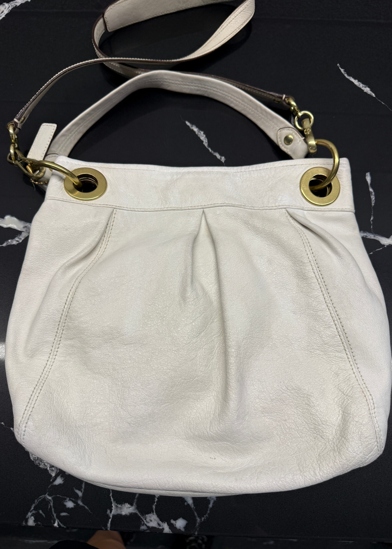 Coach White Leather Pleated Y2K Purse