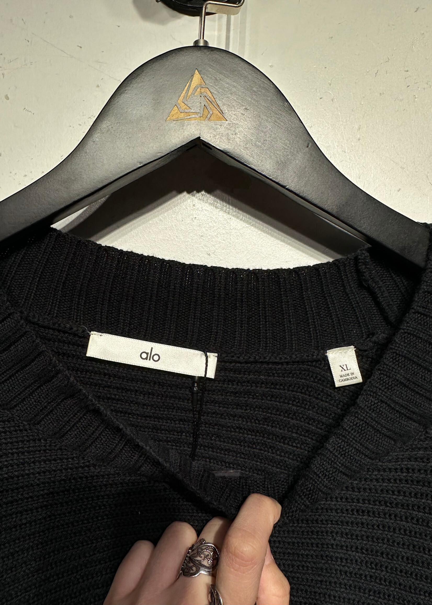 NWT Alo Black Ribbed Sweater XL