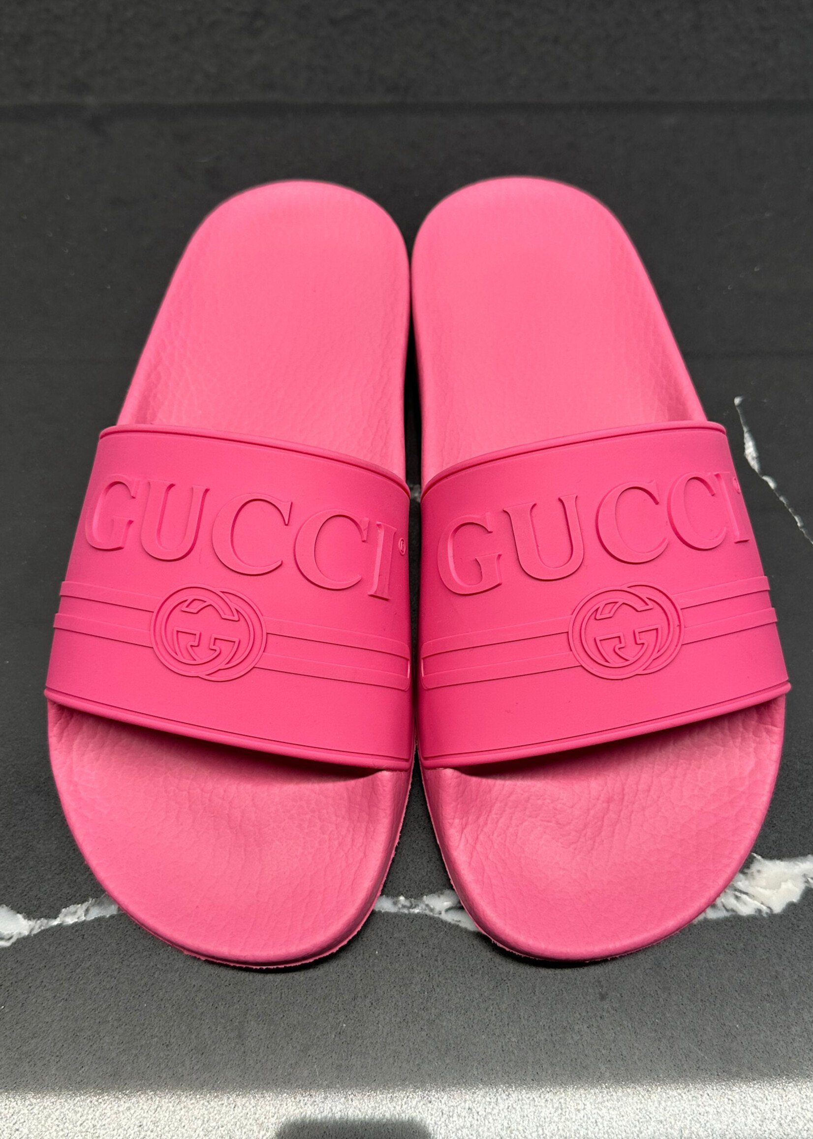 Gucci Pursuit 18D Logo Pink Sandals Fem 8