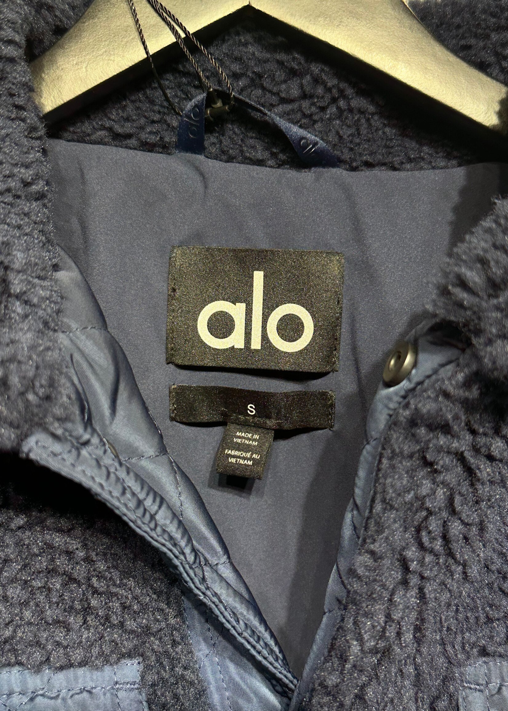 Alo NWT Navy Sherpa Jacket Masc S