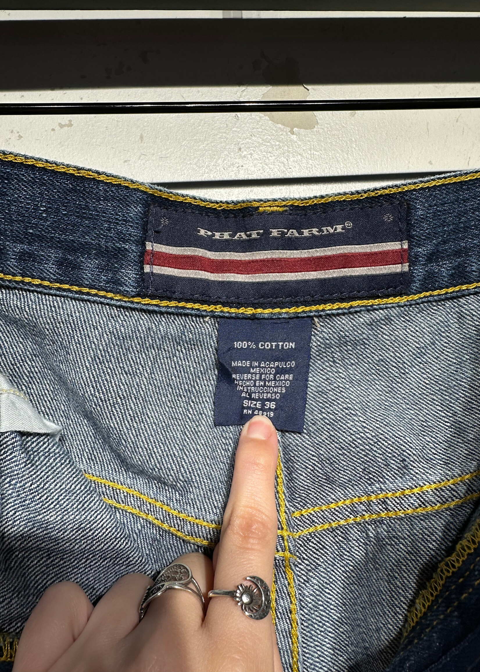 Phat Farm Baggy Carpenter Jorts Masc 36