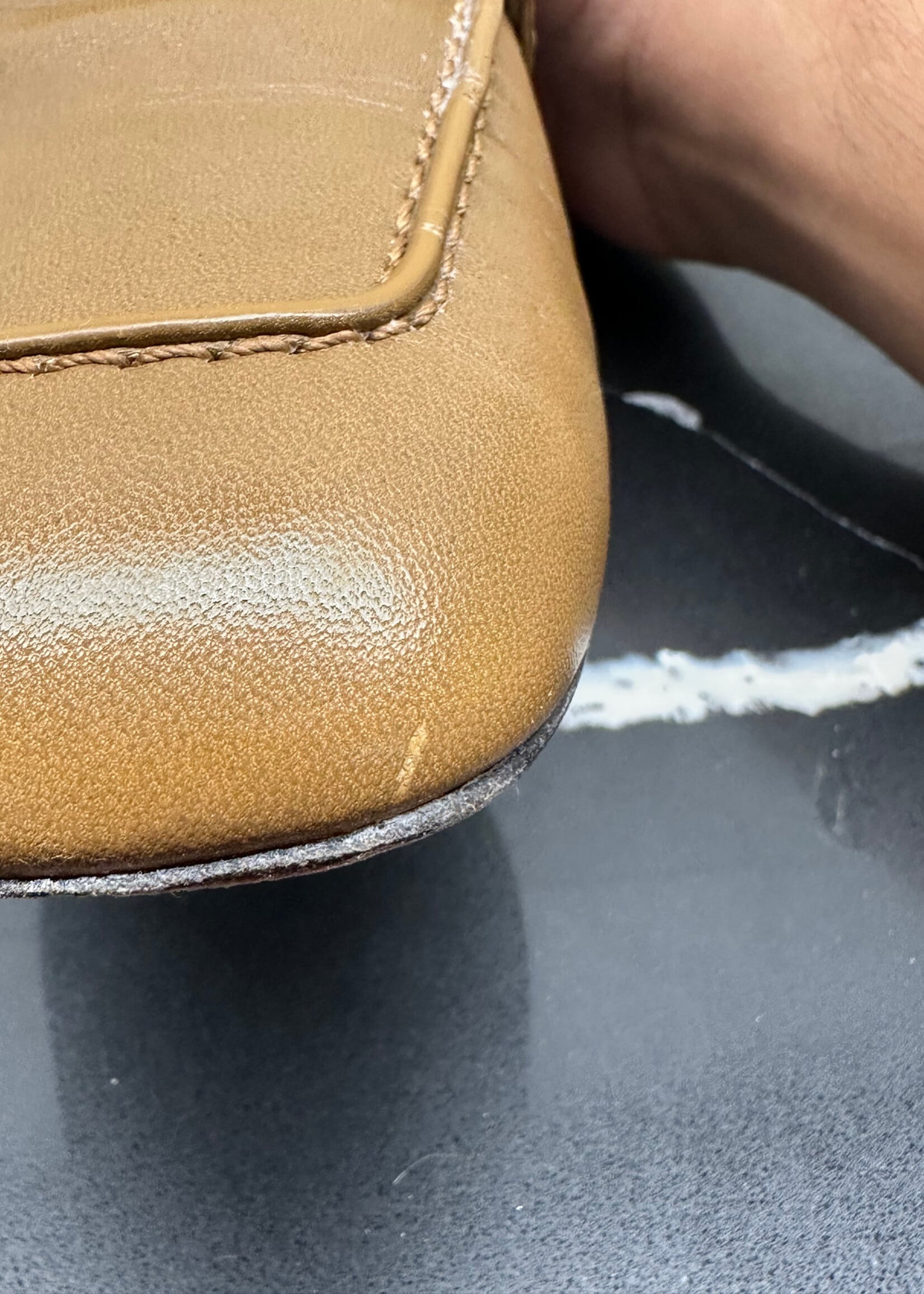 Gucci Beige GG Heels 37/7  AS IS