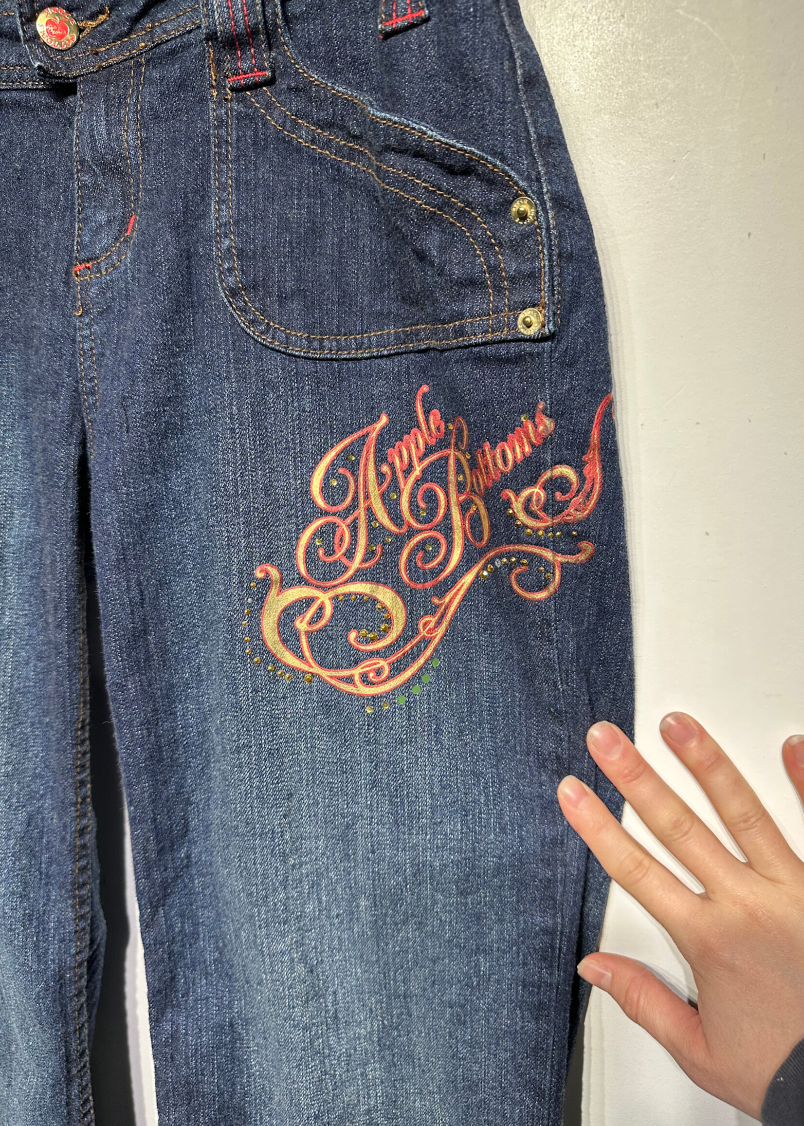 Apple Bottom Y2K Dark Wash Red Apple Jeans 28" x 28"