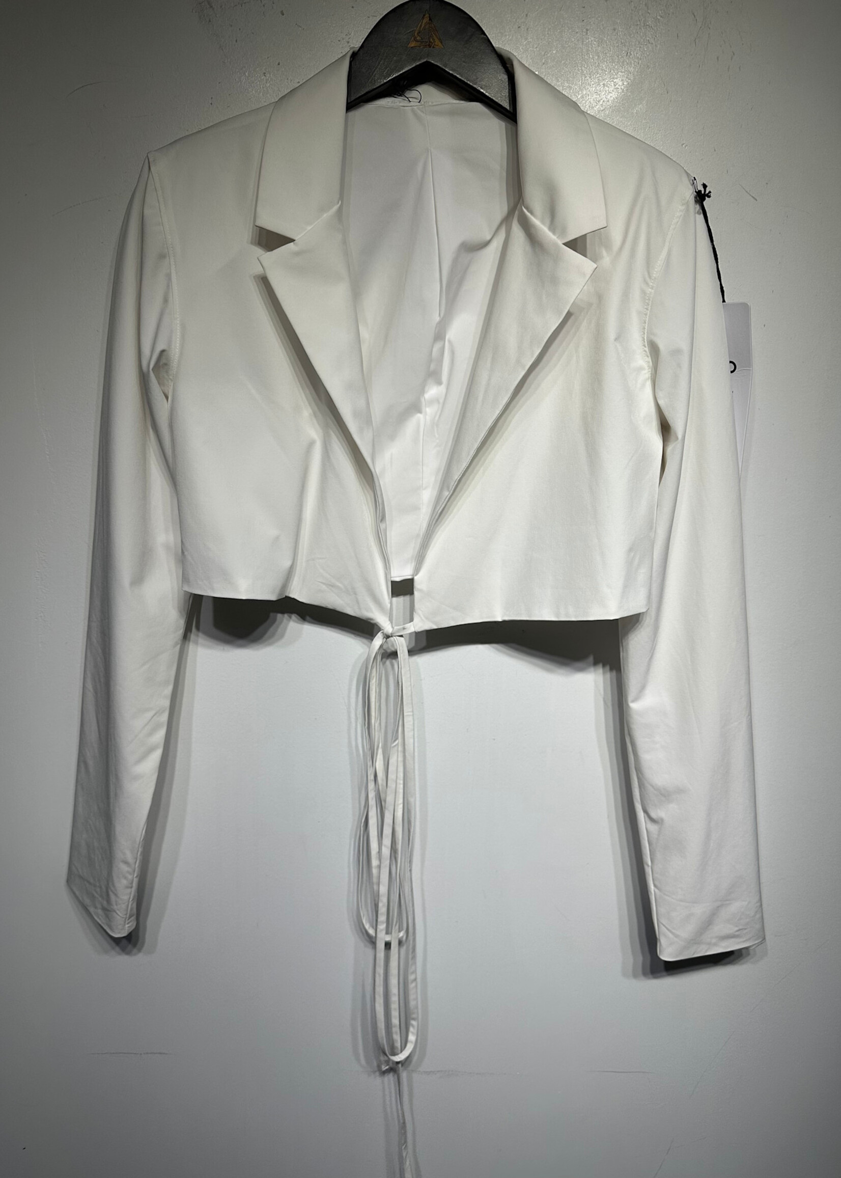 ALO NWT Cropped Status White Wrap Blazer S