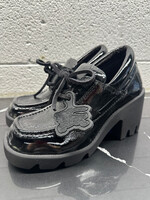 Burberry Patent Leather Stride Pumps 39.5/9