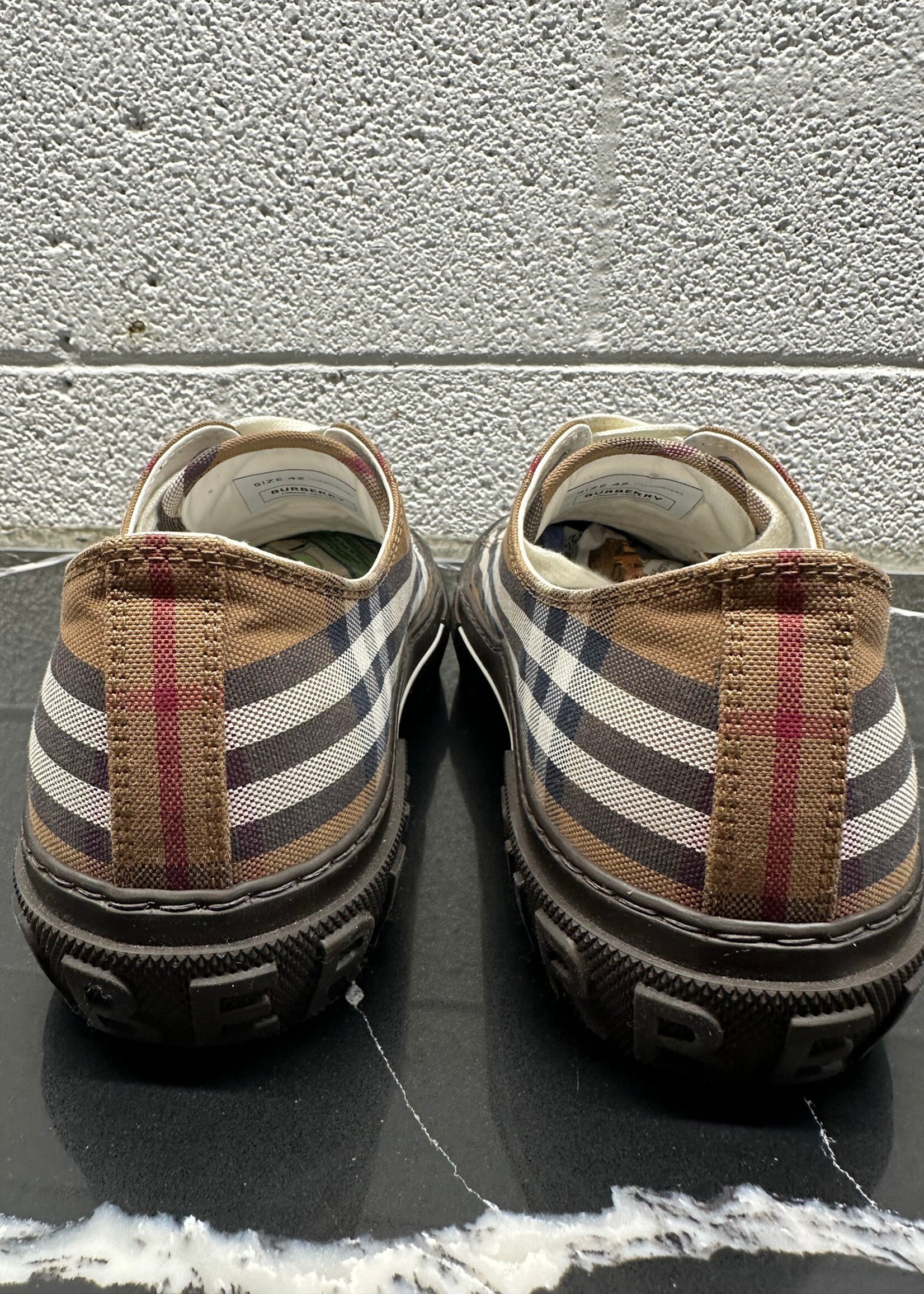 Burberry Brown Plaid Sneakers 42/9