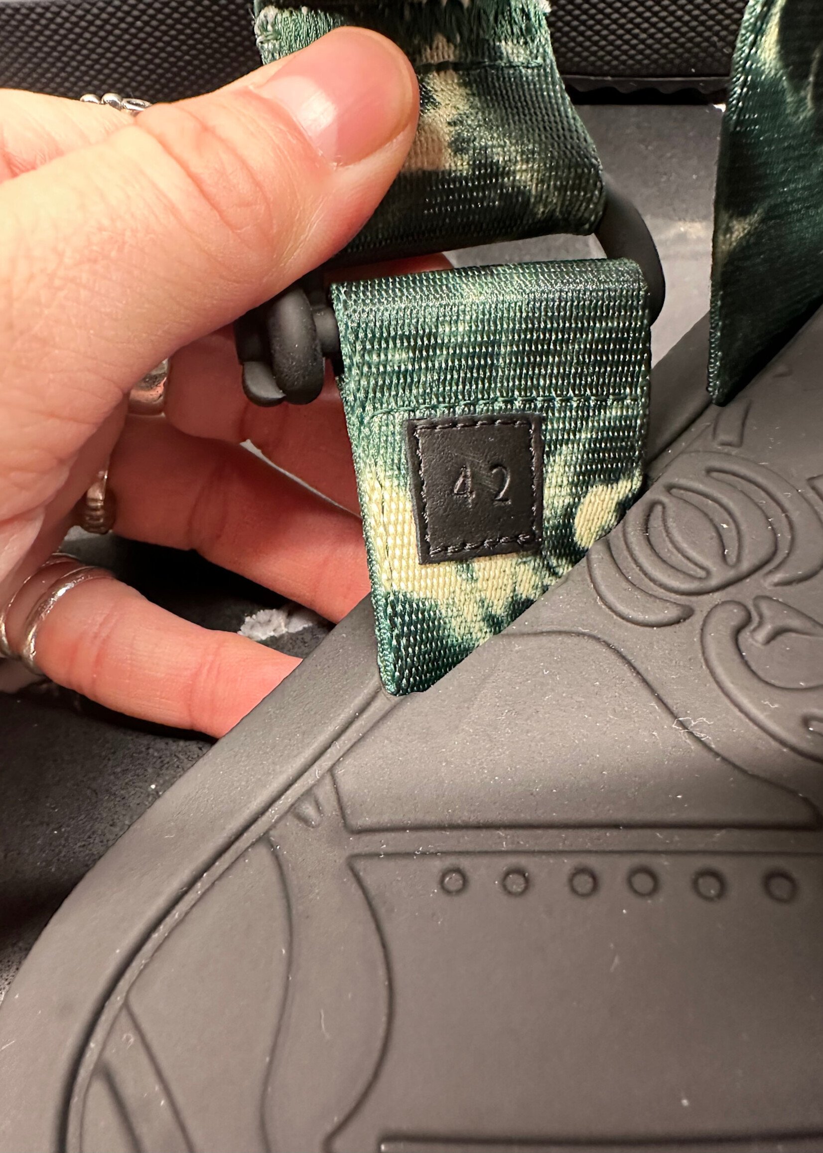 Burberry Black Green Sandals 42/9