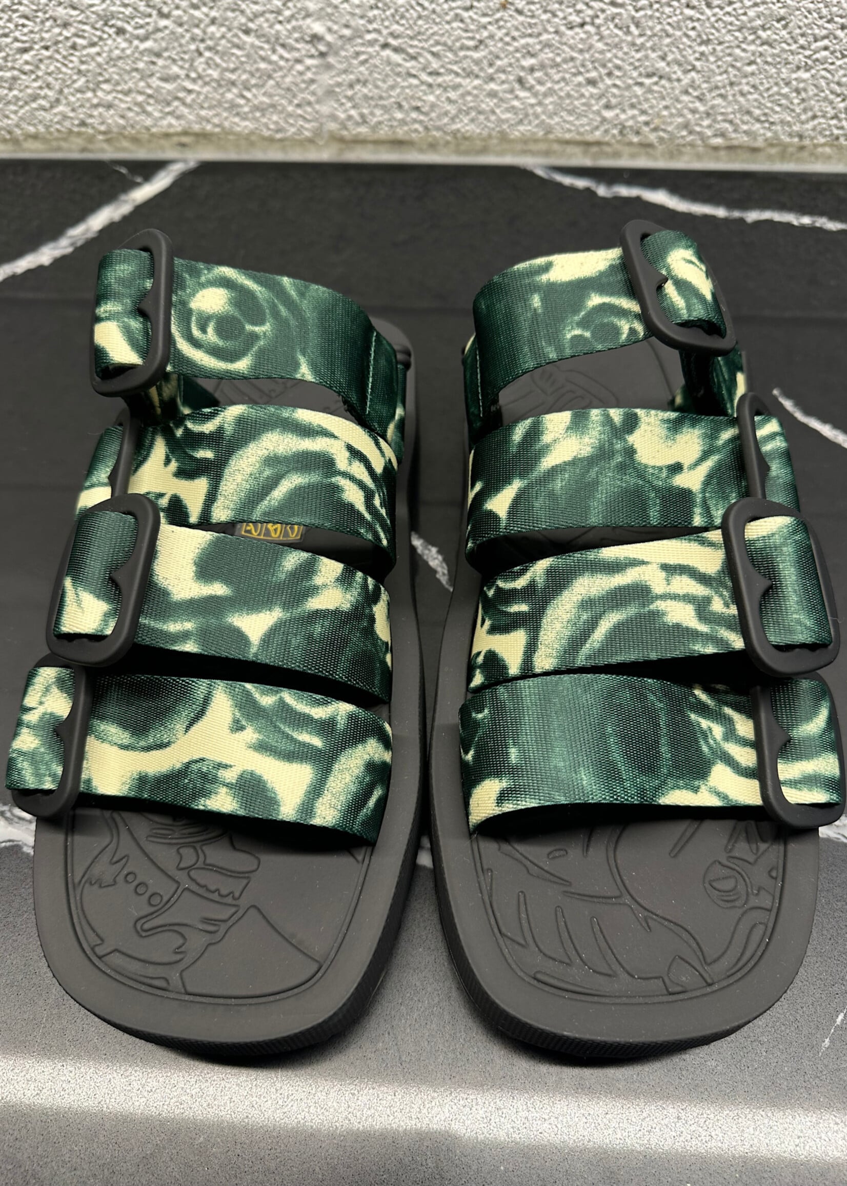 Burberry Black Green Sandals 42/9
