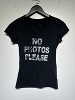 Handmade Rust No Photos Please Tee Fem XS