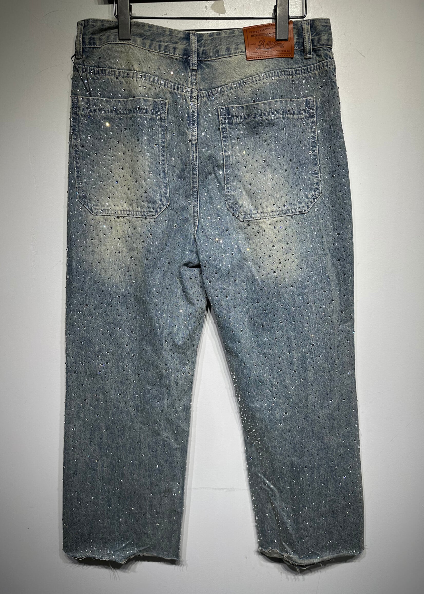 Aelfric Eden Rhinestone Light Wash Jeans Unisex 34