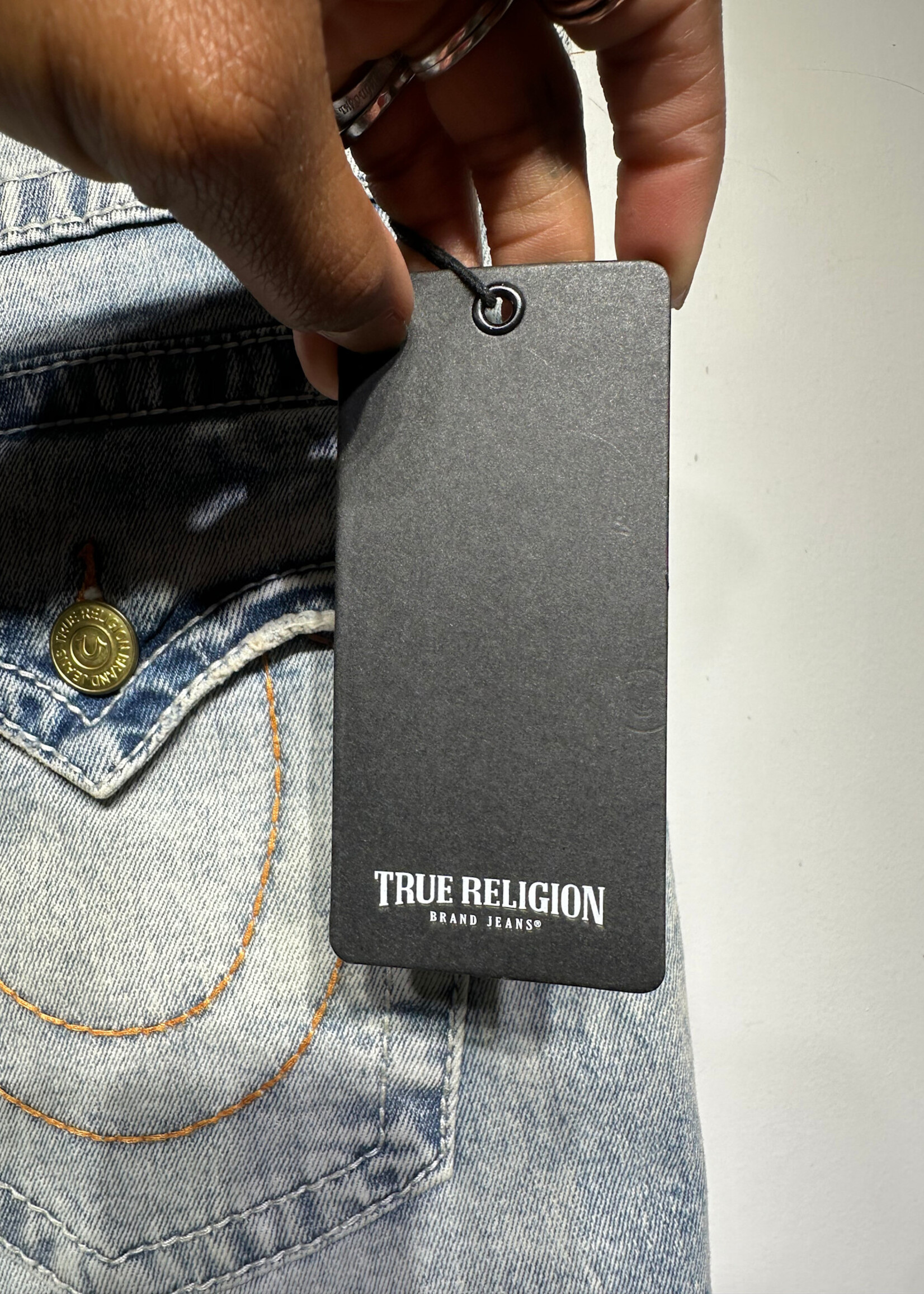 True Religion Ricky Big T Relax Straight Masc 32
