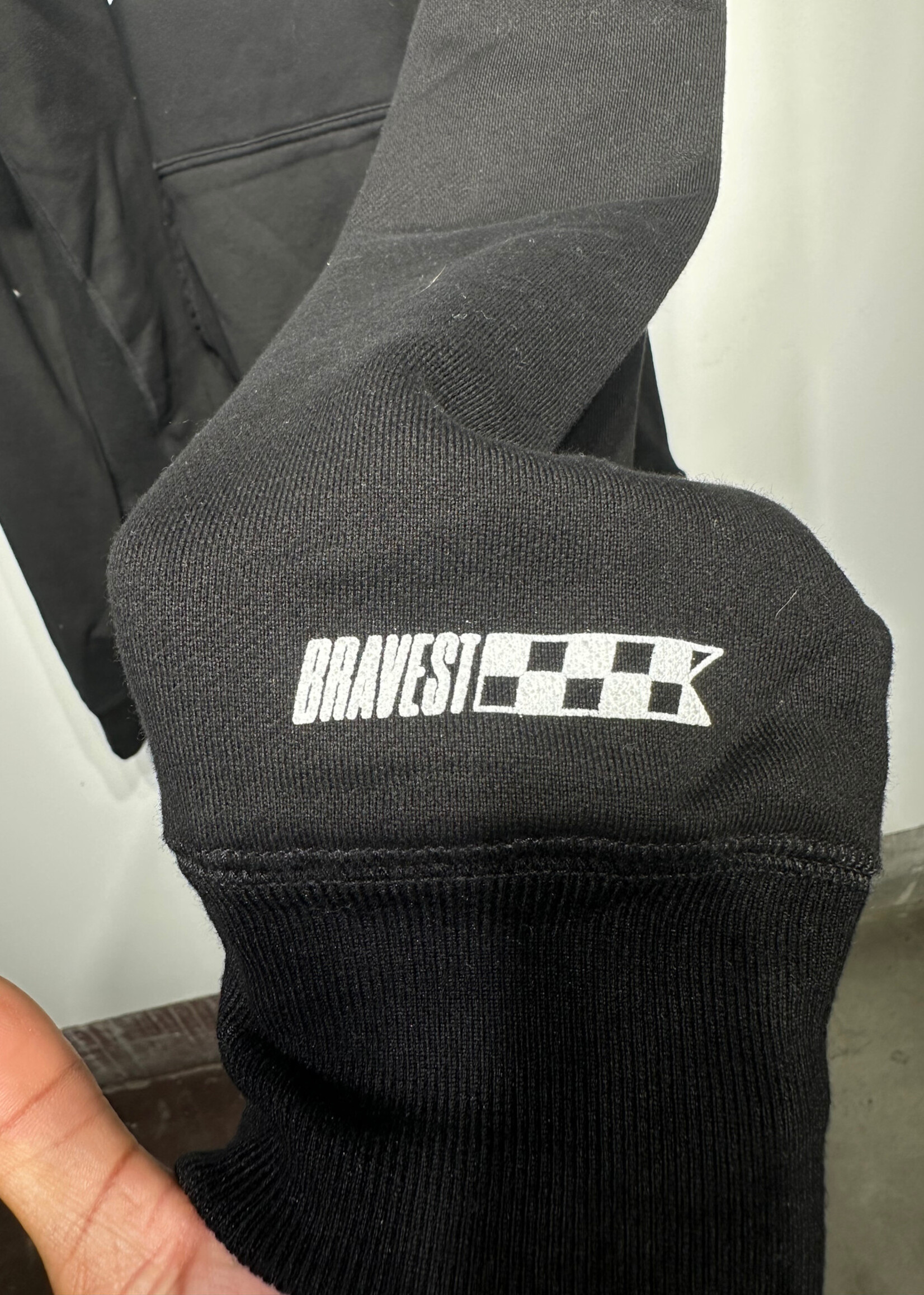 Bravest Studios WAR Black Crop Hoodie XL
