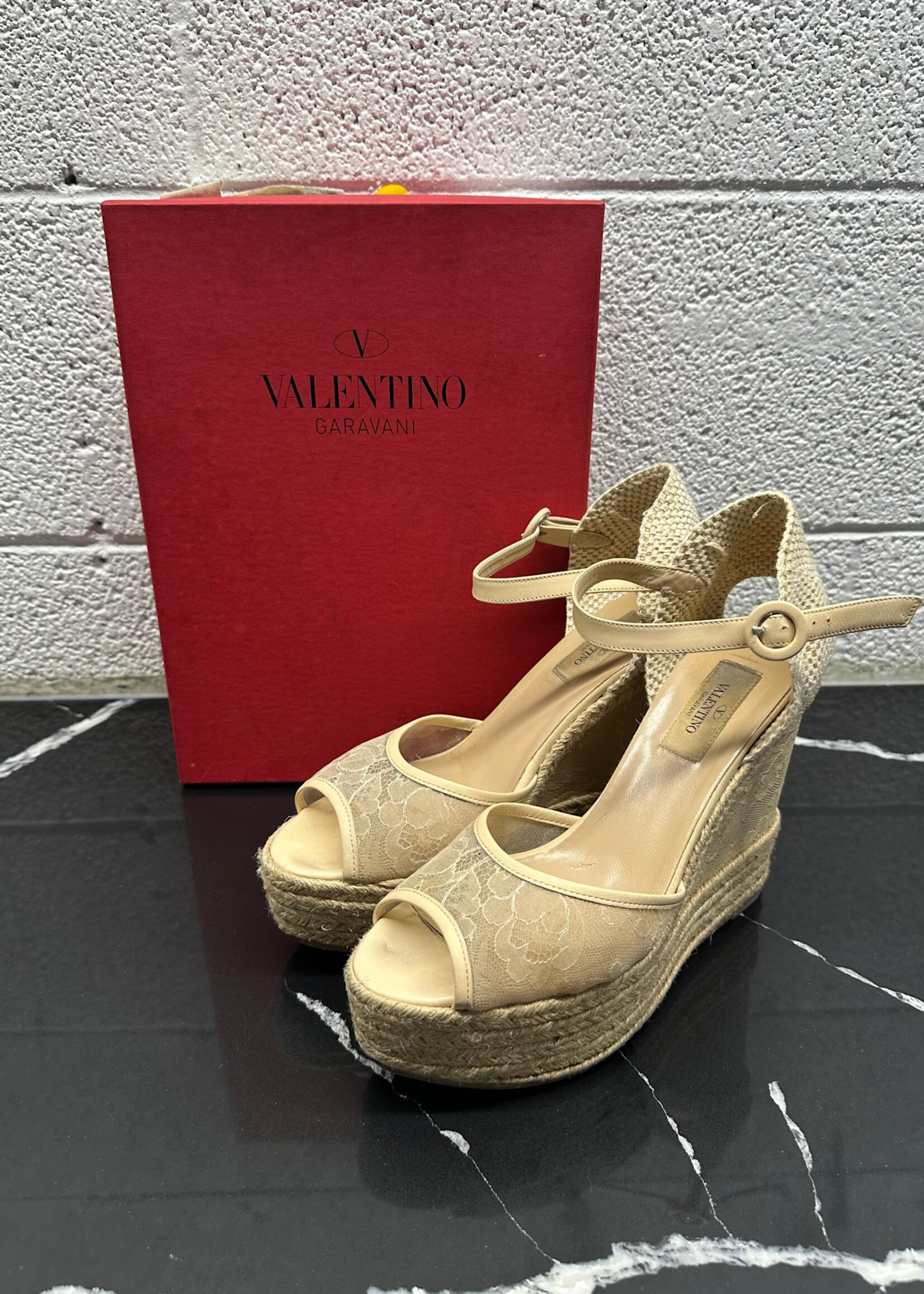 Valentino Beige Floral Wedges 40/9