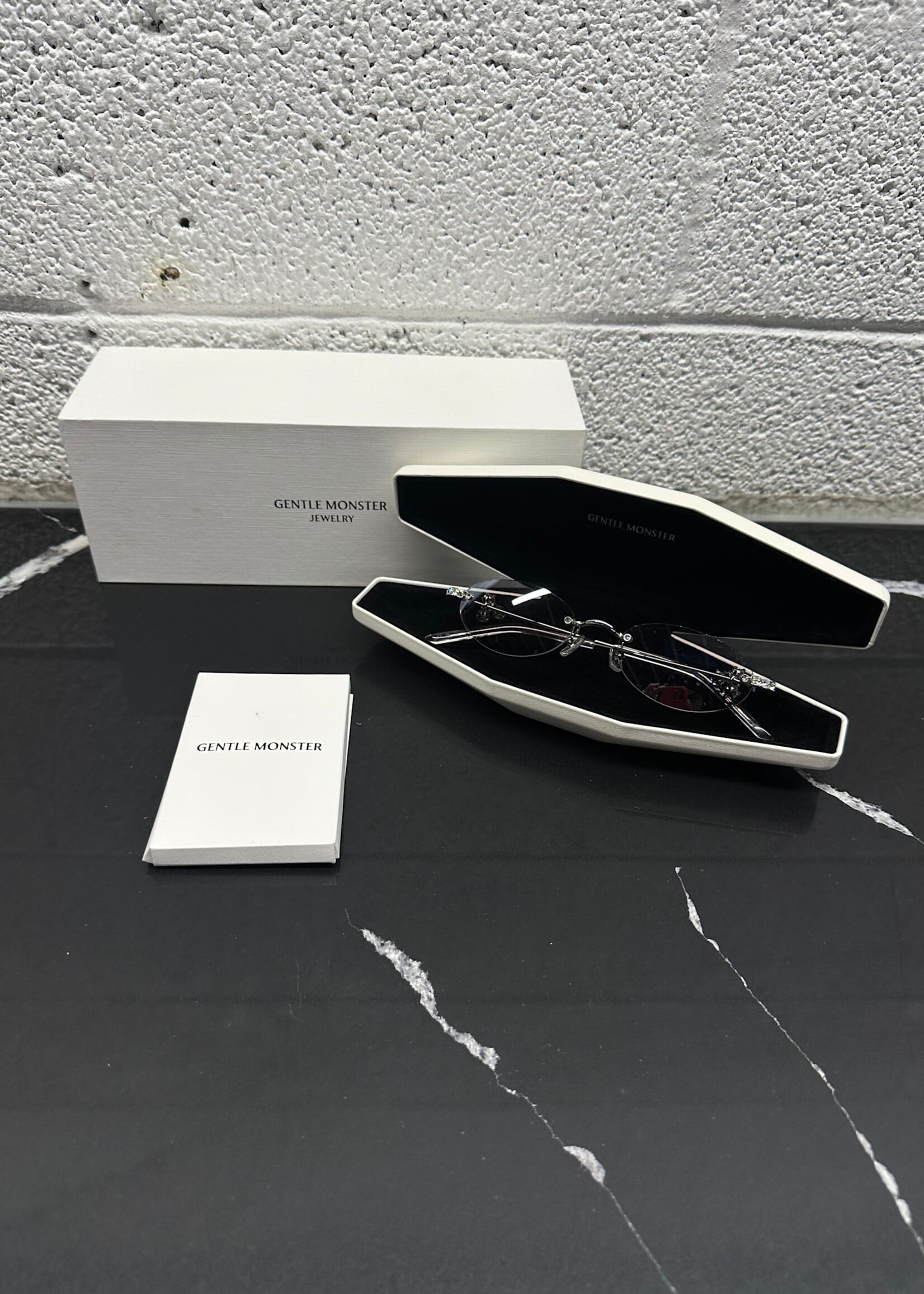 Gentle Monster Orora Glasses W CASE