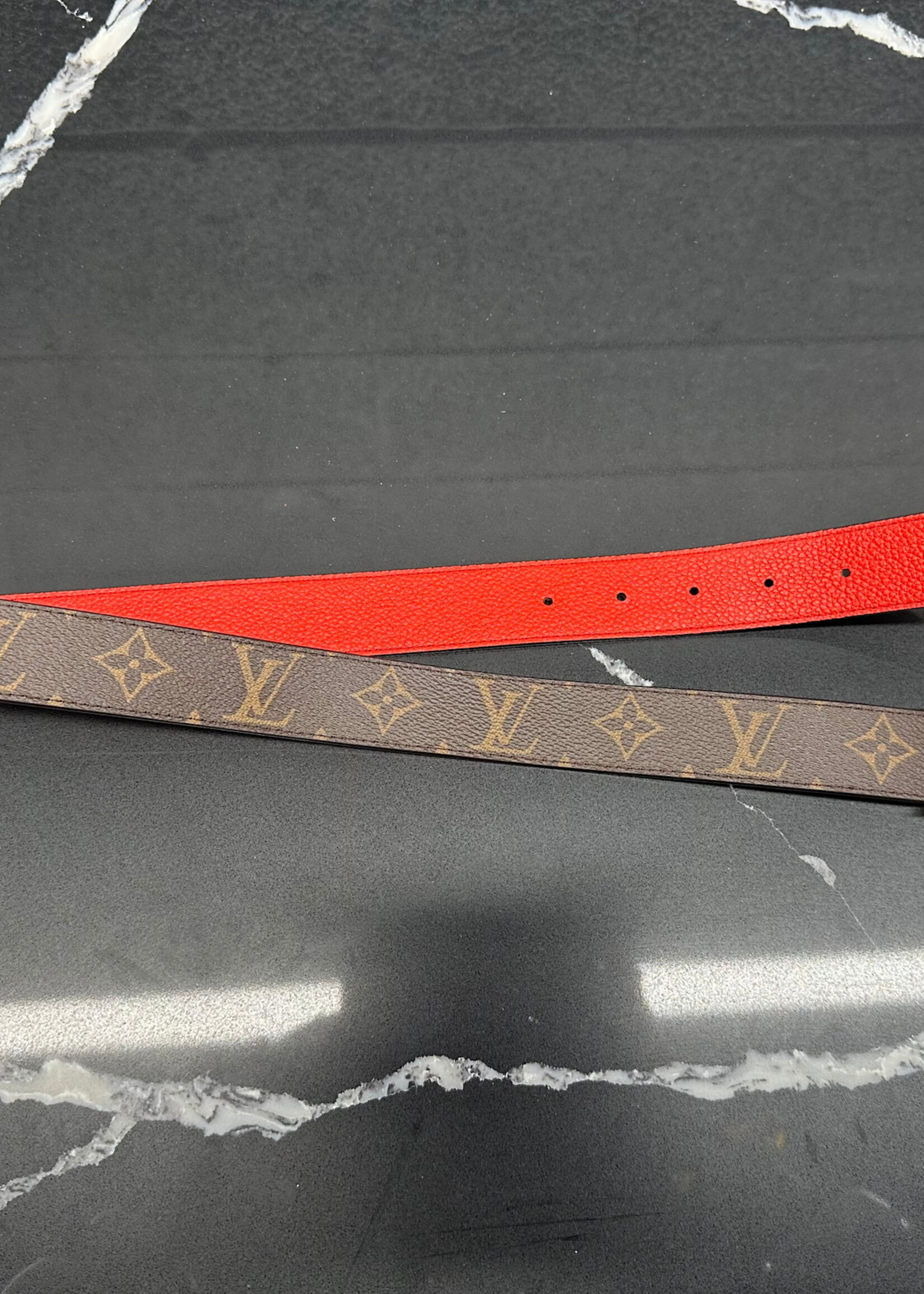 Louis Vuitton 30MM Reversible Belt 27-31