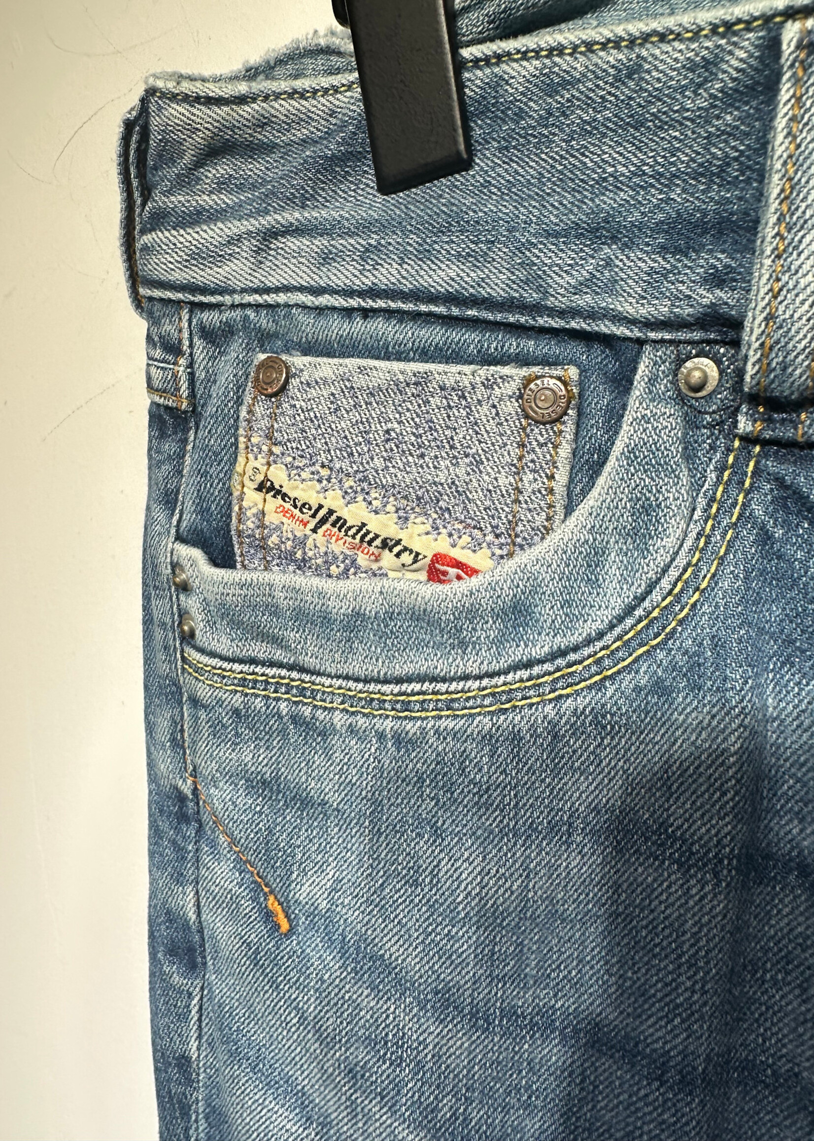 Diesel Y2K Low Rise Regular Wash Bootcut 28