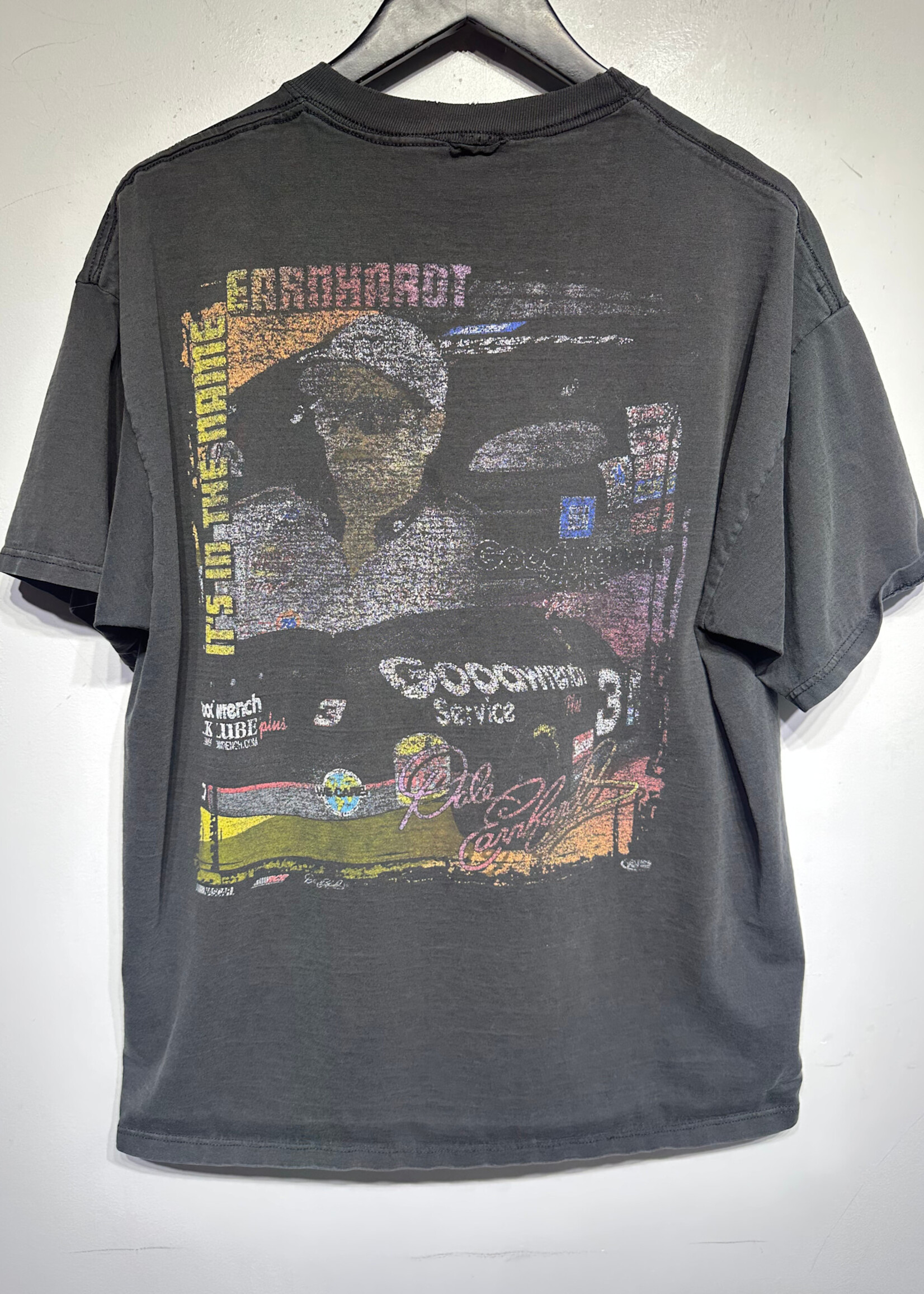 Earnheart Faded Black Tee XL