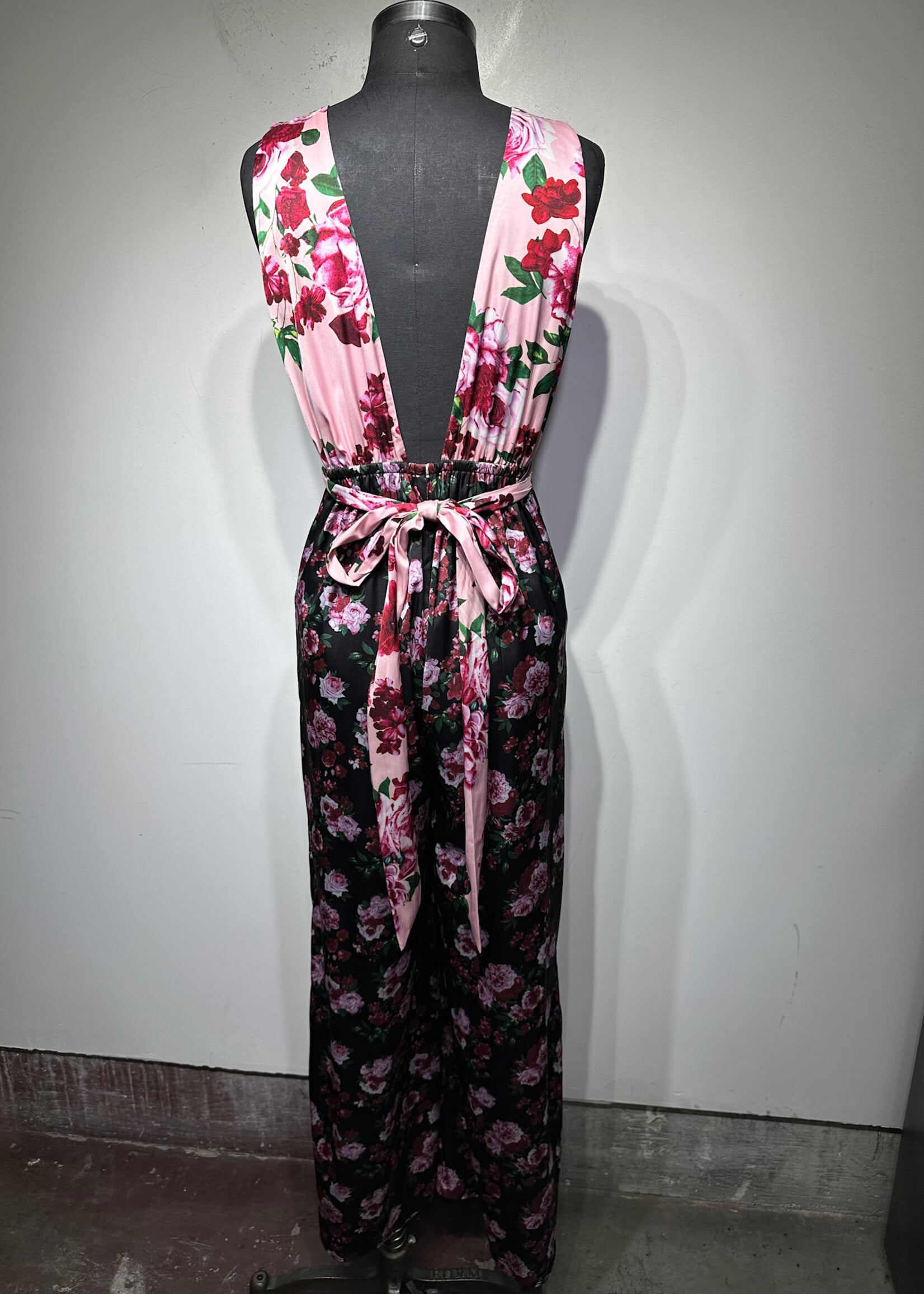 Bebe Floral O Ring Jumpsuit XS