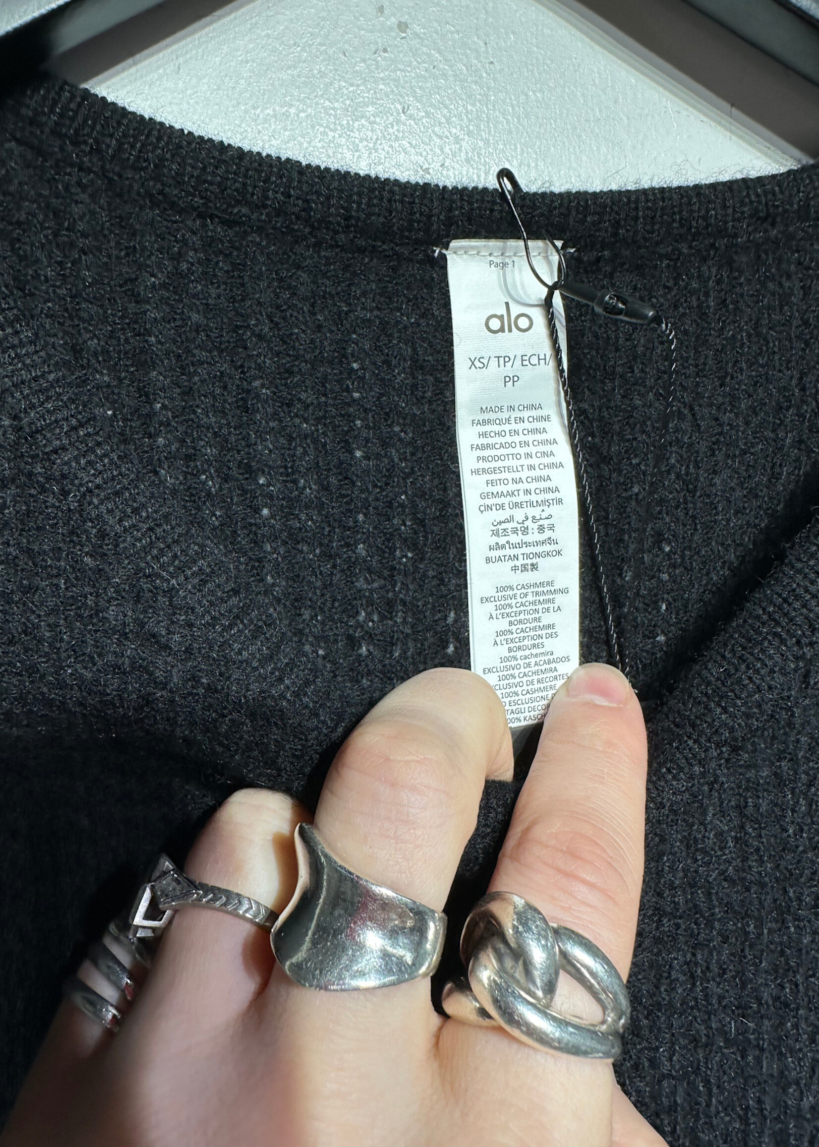NWT Alo Black Cashmere Crop Sweater XS