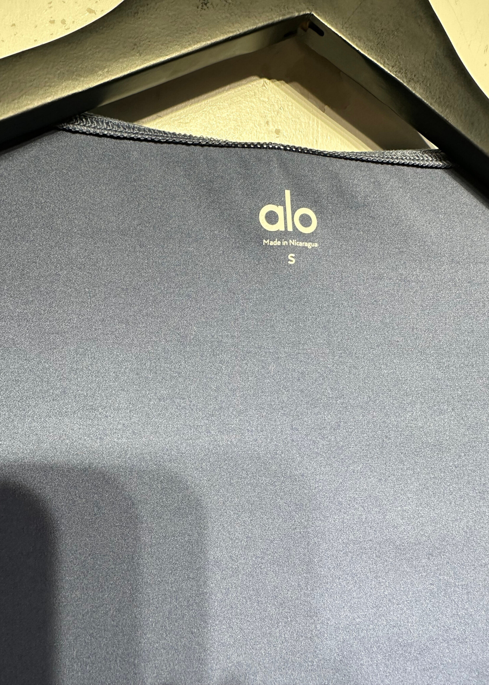 NWT Alo 'Softsculpt' Blue LS S