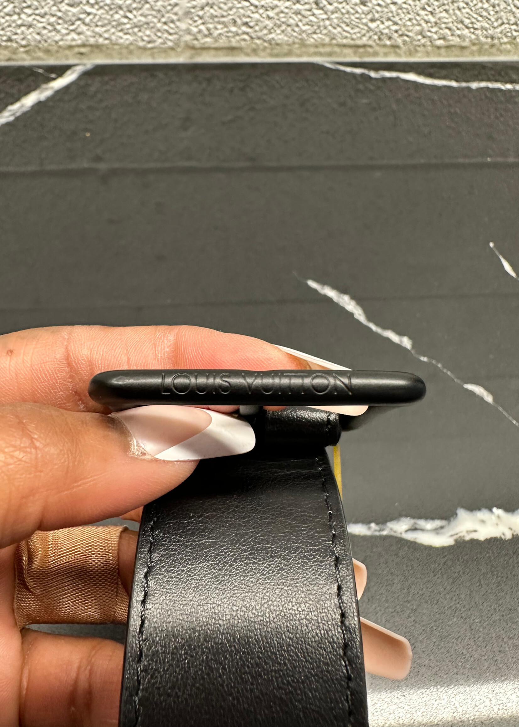 Louis Vuitton Uniform Black Belt Masc 36