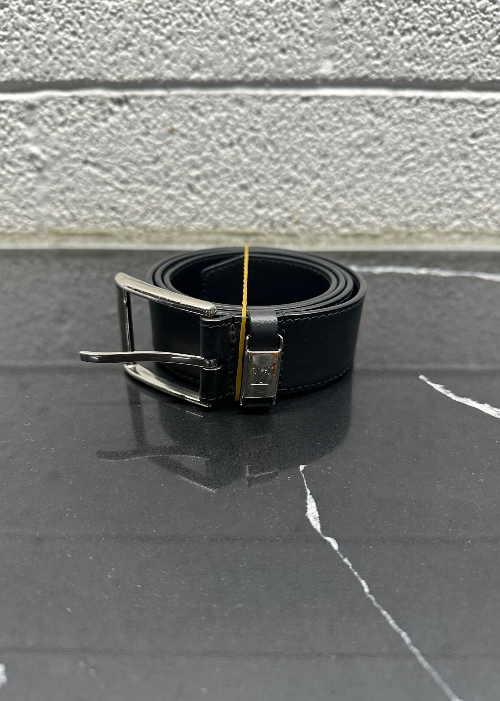 Louis Vuitton Uniform Black Belt Masc 35