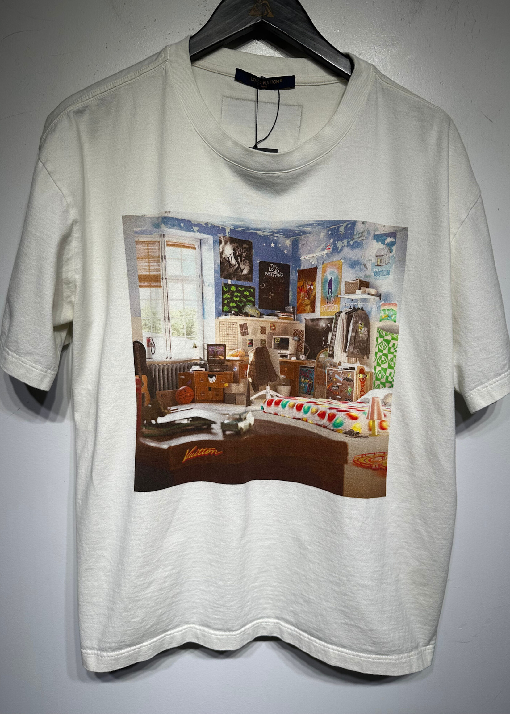 DUPE LV Room Picture Tee XL AS IS