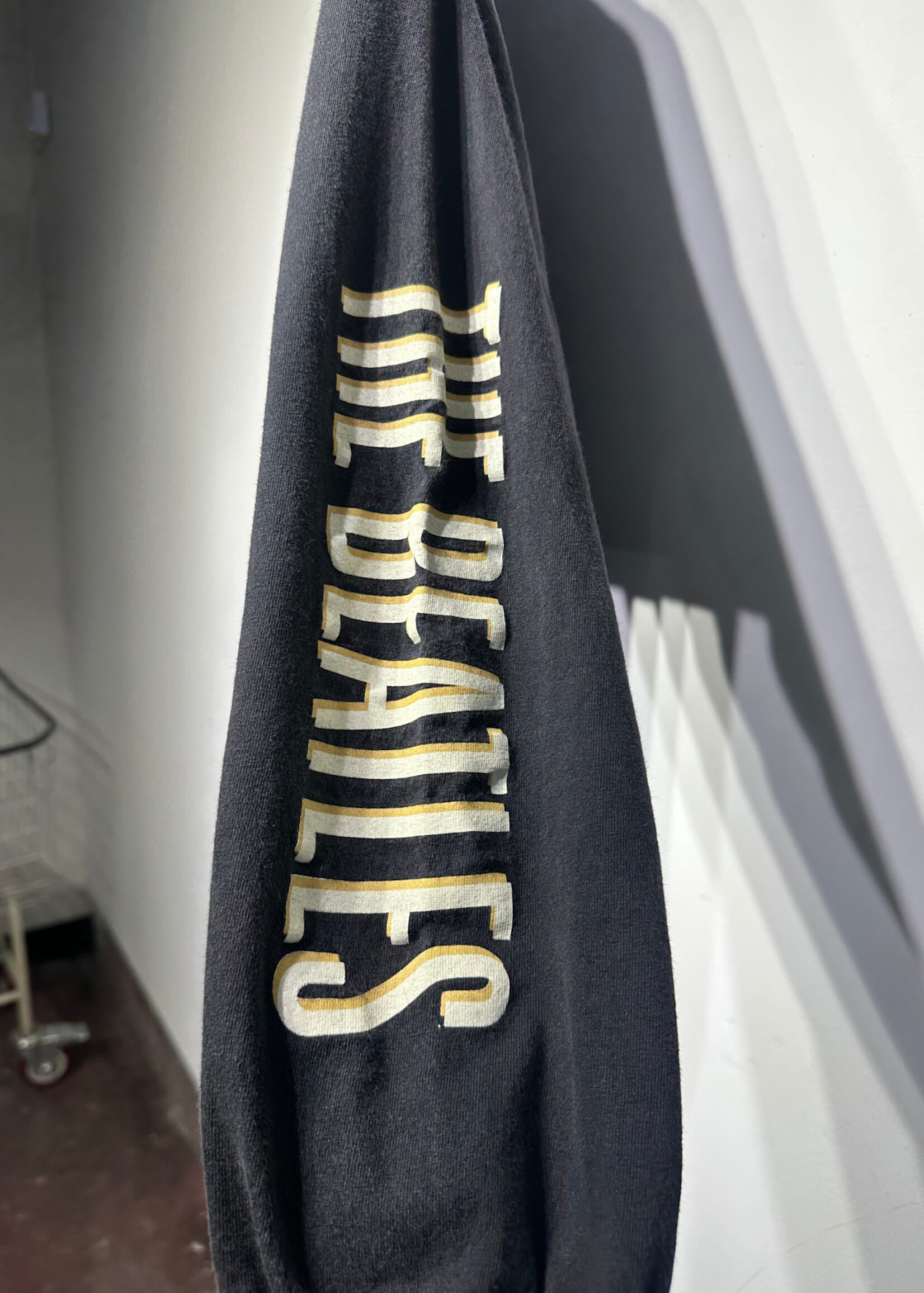 The Beatles Sgt. Pepper Black LS L