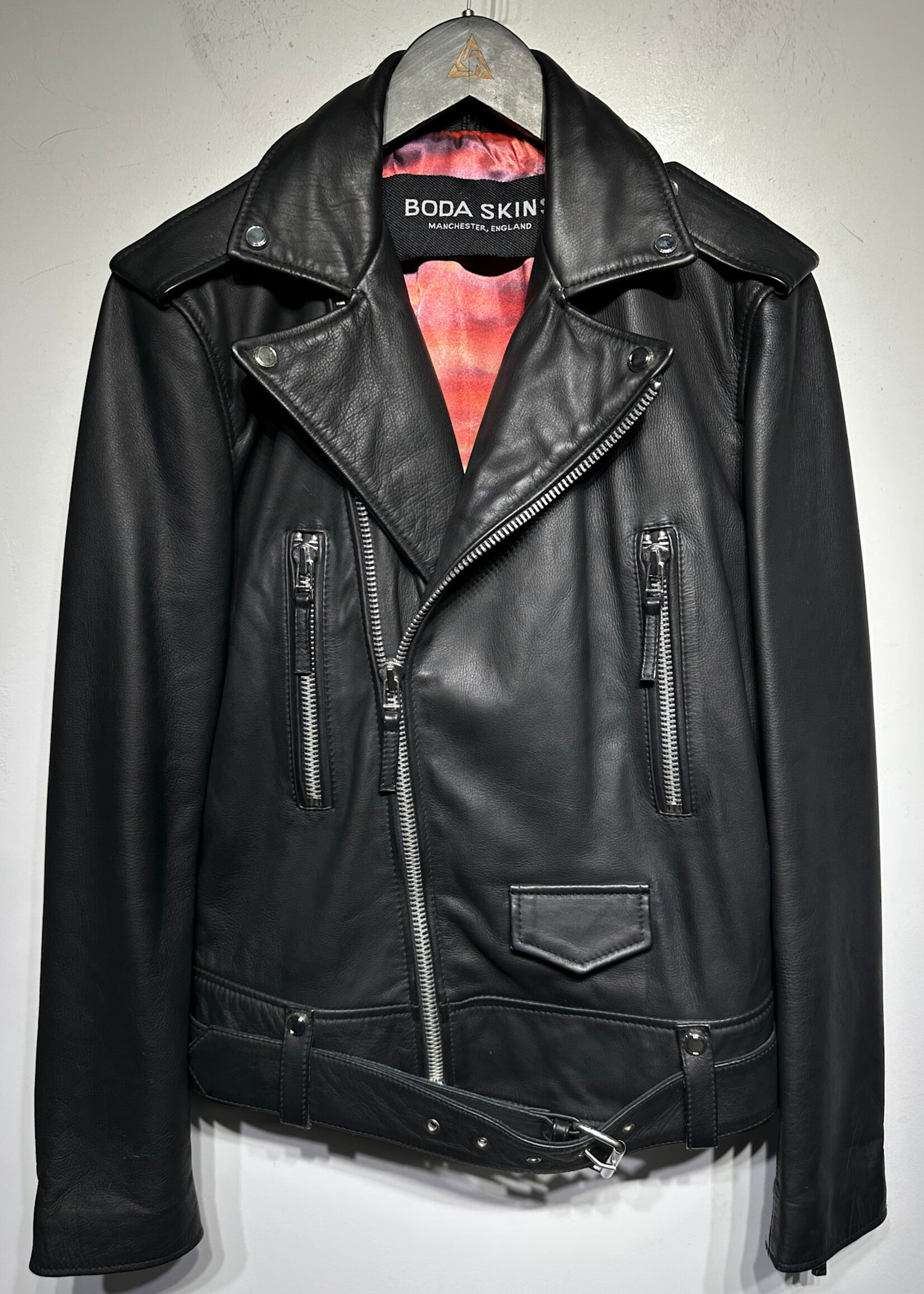 Boda Skins Leather Jacket Fits Masc S (Retail: $400+)
