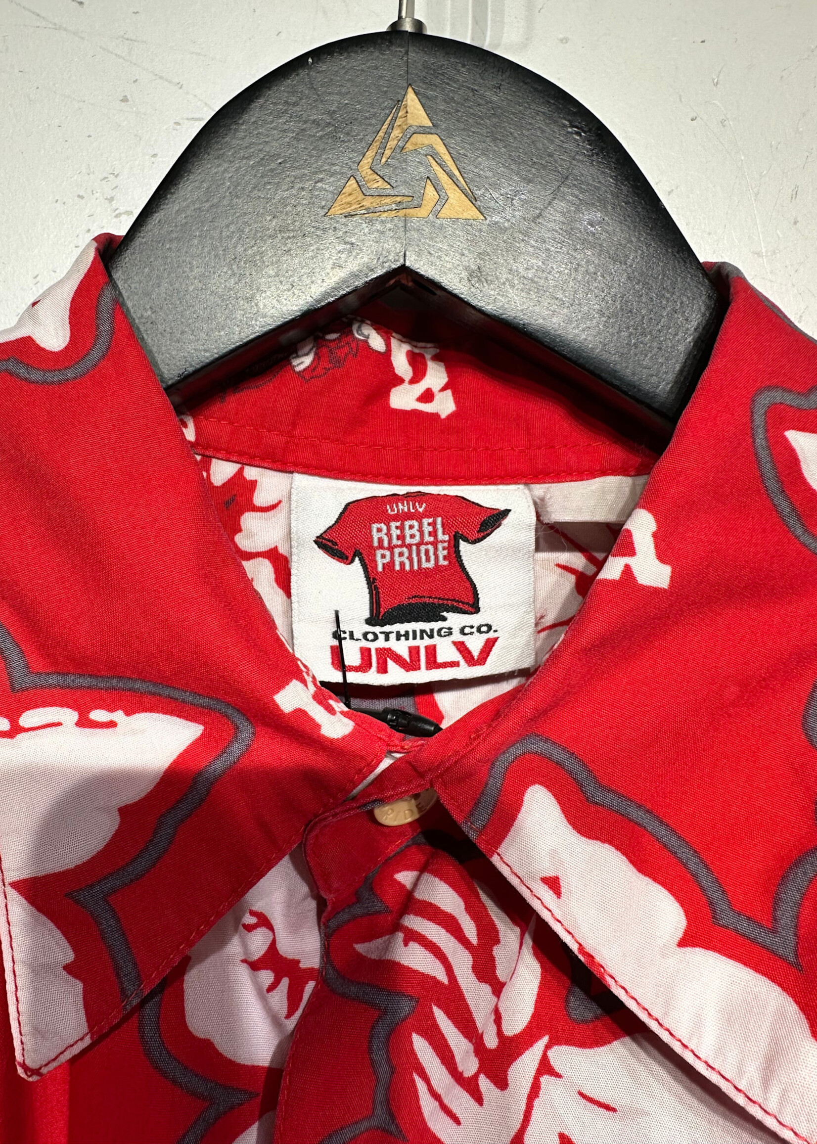 UNLV Red Hawaiian Shirt L/XL
