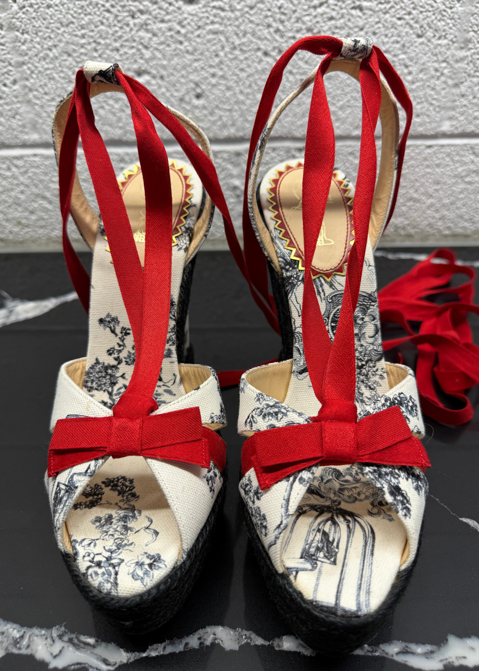 Louboutin Isabelle 20th Anniversary Wedge 39/8