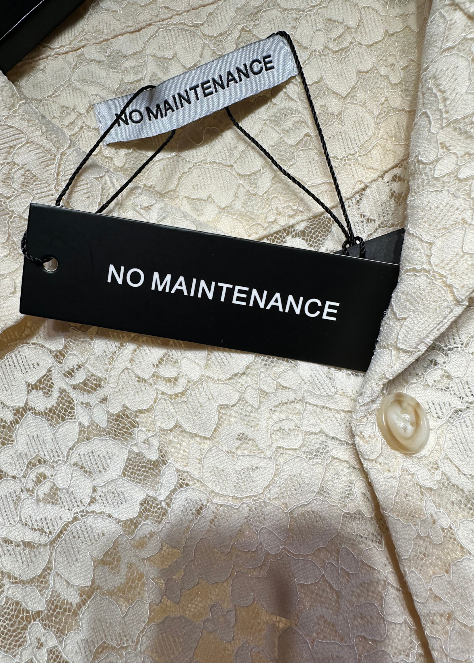 No Maintenance NWT Sample LS Knit BU S