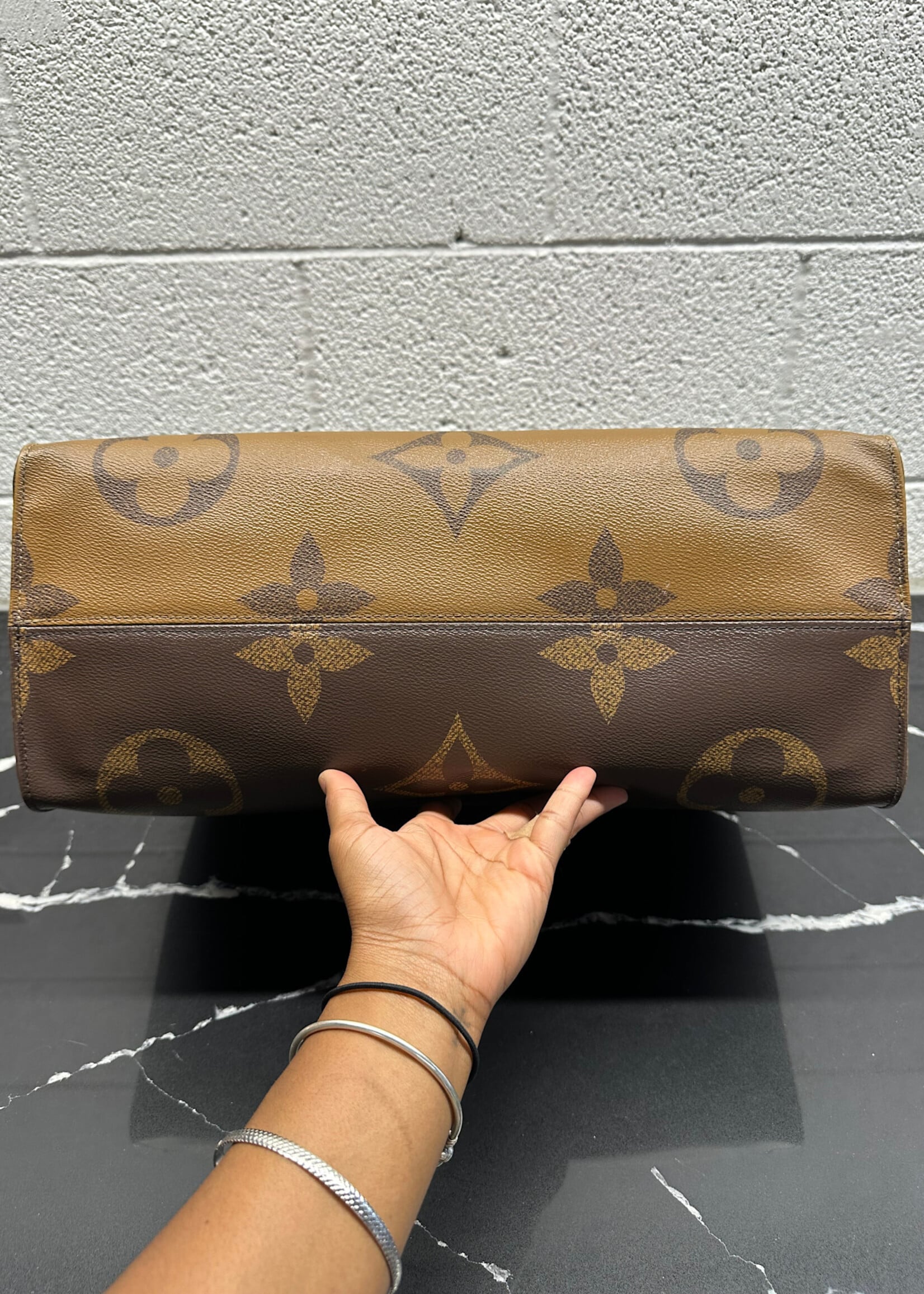 Louis Vuitton 2019 On the Go GM
