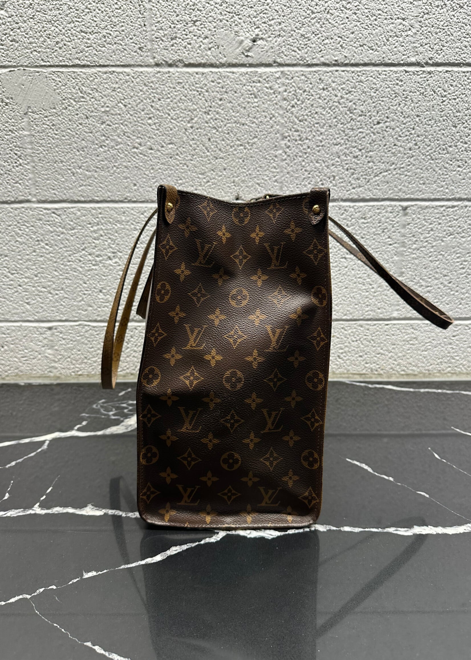Louis Vuitton 2019 On the Go GM