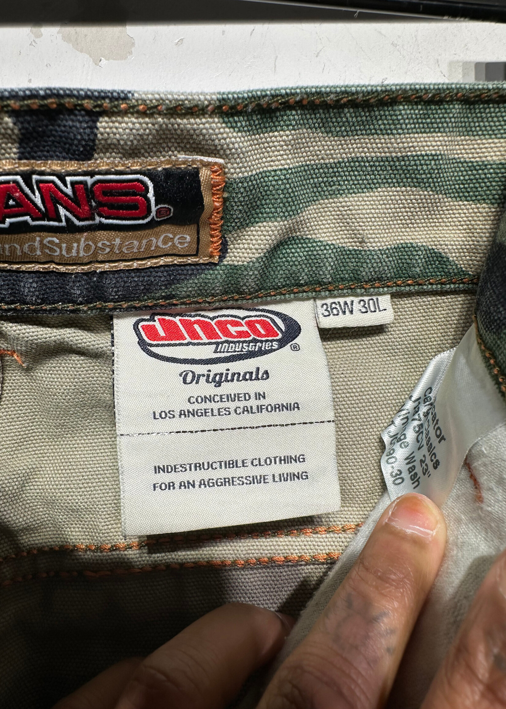 JNCO Modern Camo Wide Leg Cargo Pants Masc 36