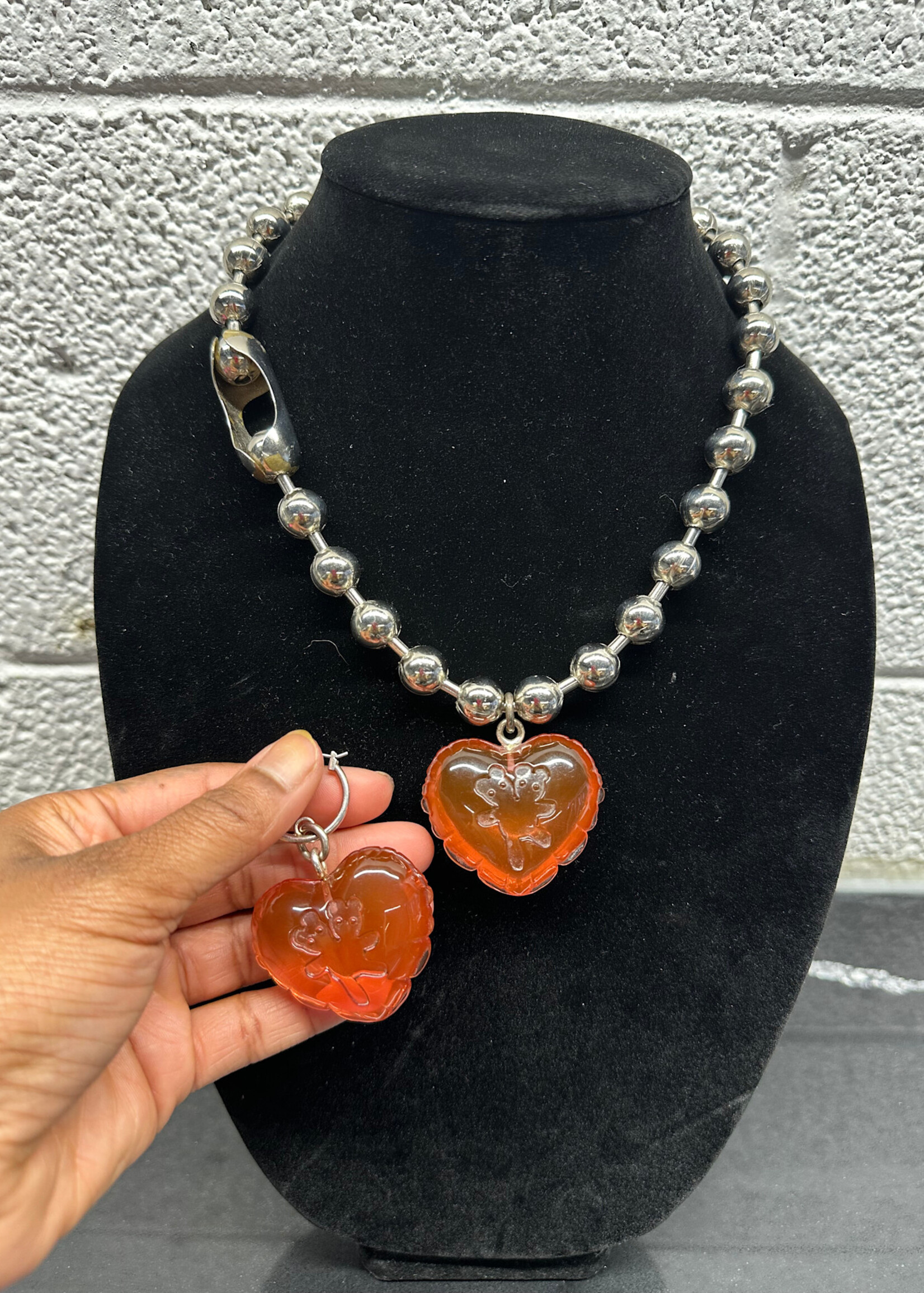 Heaven Marc Jacobs Resin Heart Necklace