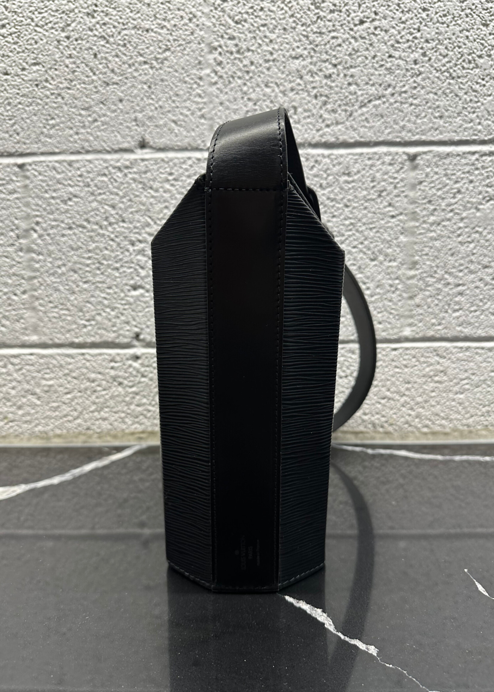 Louis Vuitton Black Epi Leather Sac Seau Bag